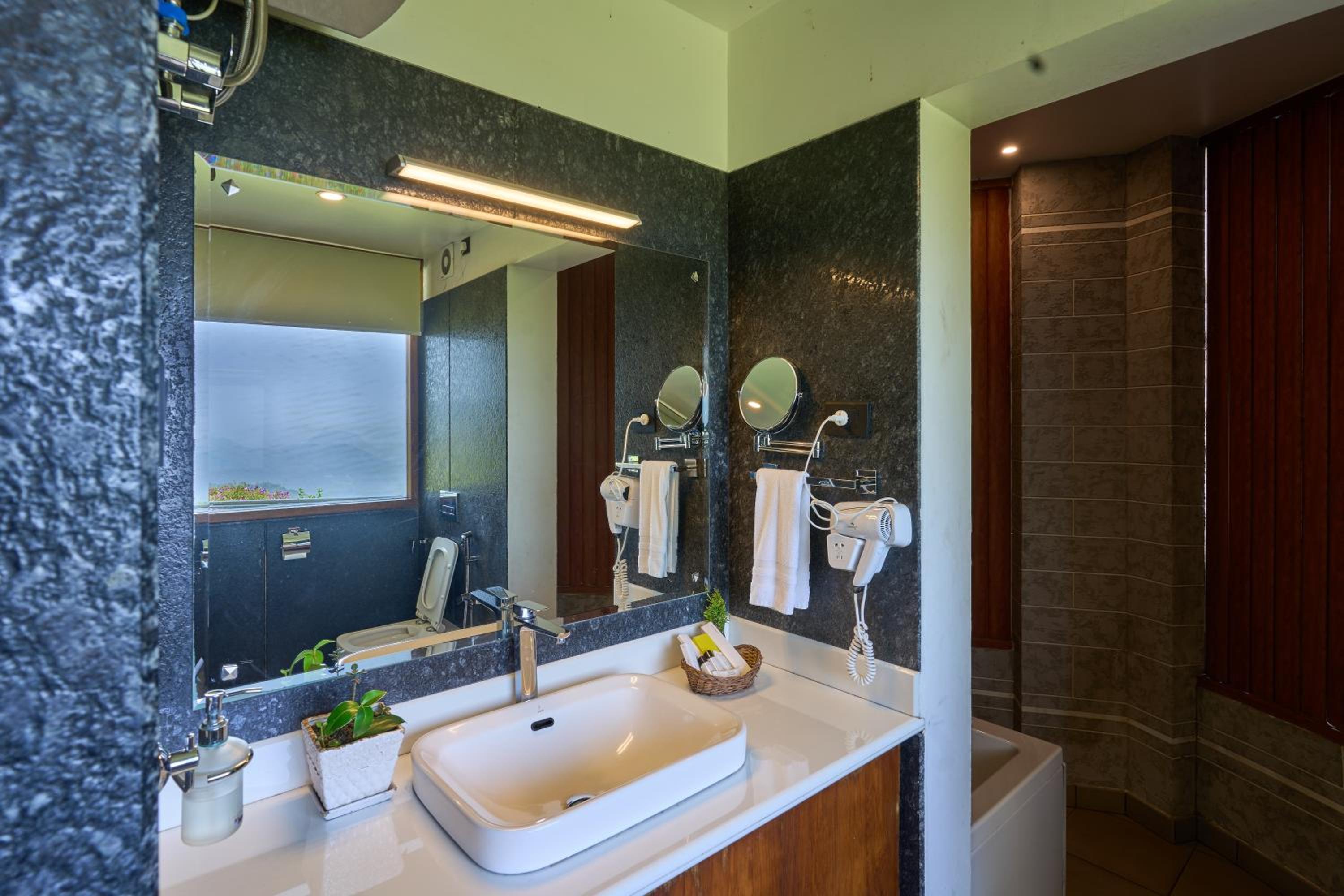 Sunset View Cottage With Jacuzzi with Evening Hi-Tea Complimentary Sunset View Cottage With Jacuzzi with Evening Hi-Tea Complimentary