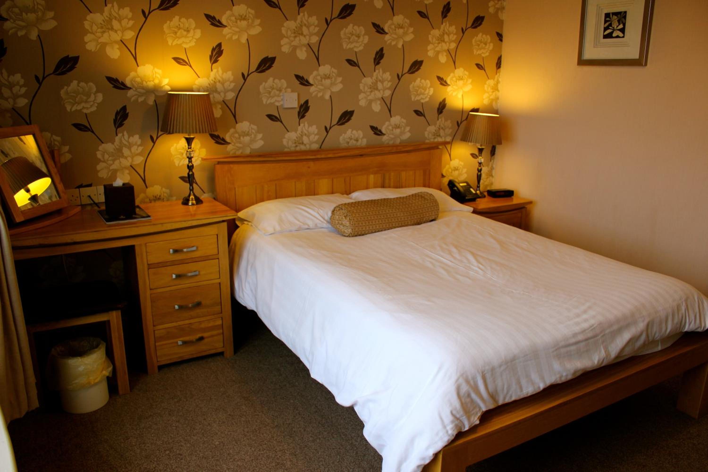 Double Room - Not pet friendly - Photo 13