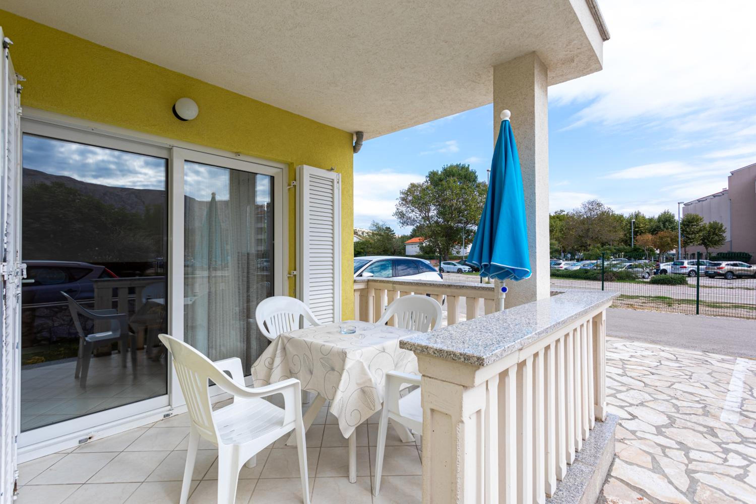 Apartment with Terrace photo 1