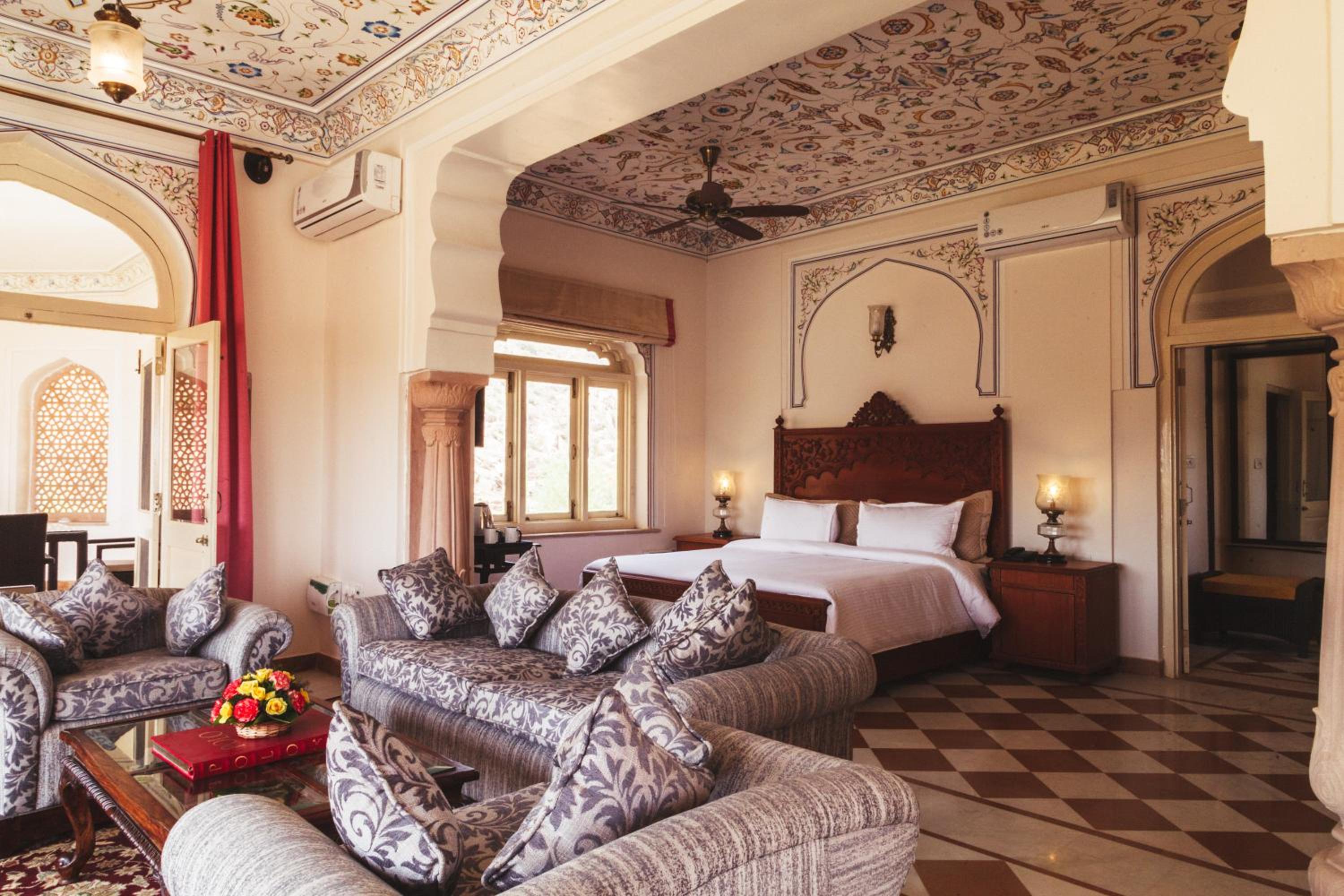 Suite With Balcony - Photo 2