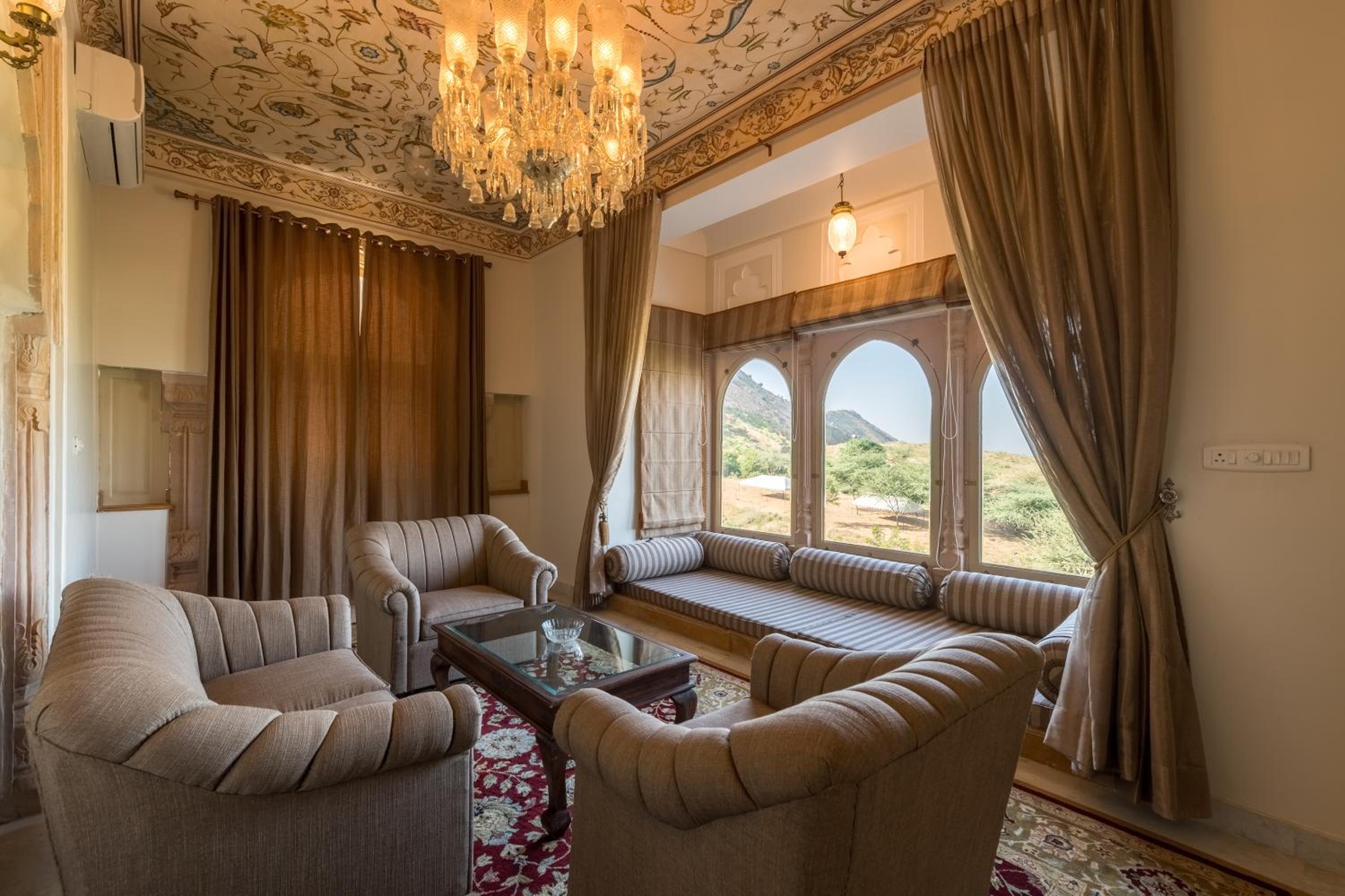 Suite With Balcony - Photo 4