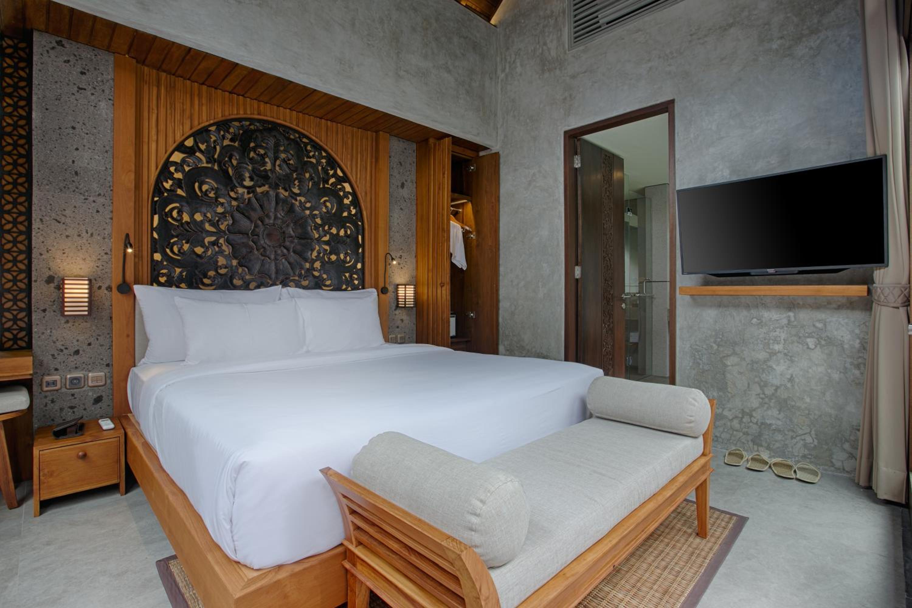 Two-Bedroom Villa - Photo 9