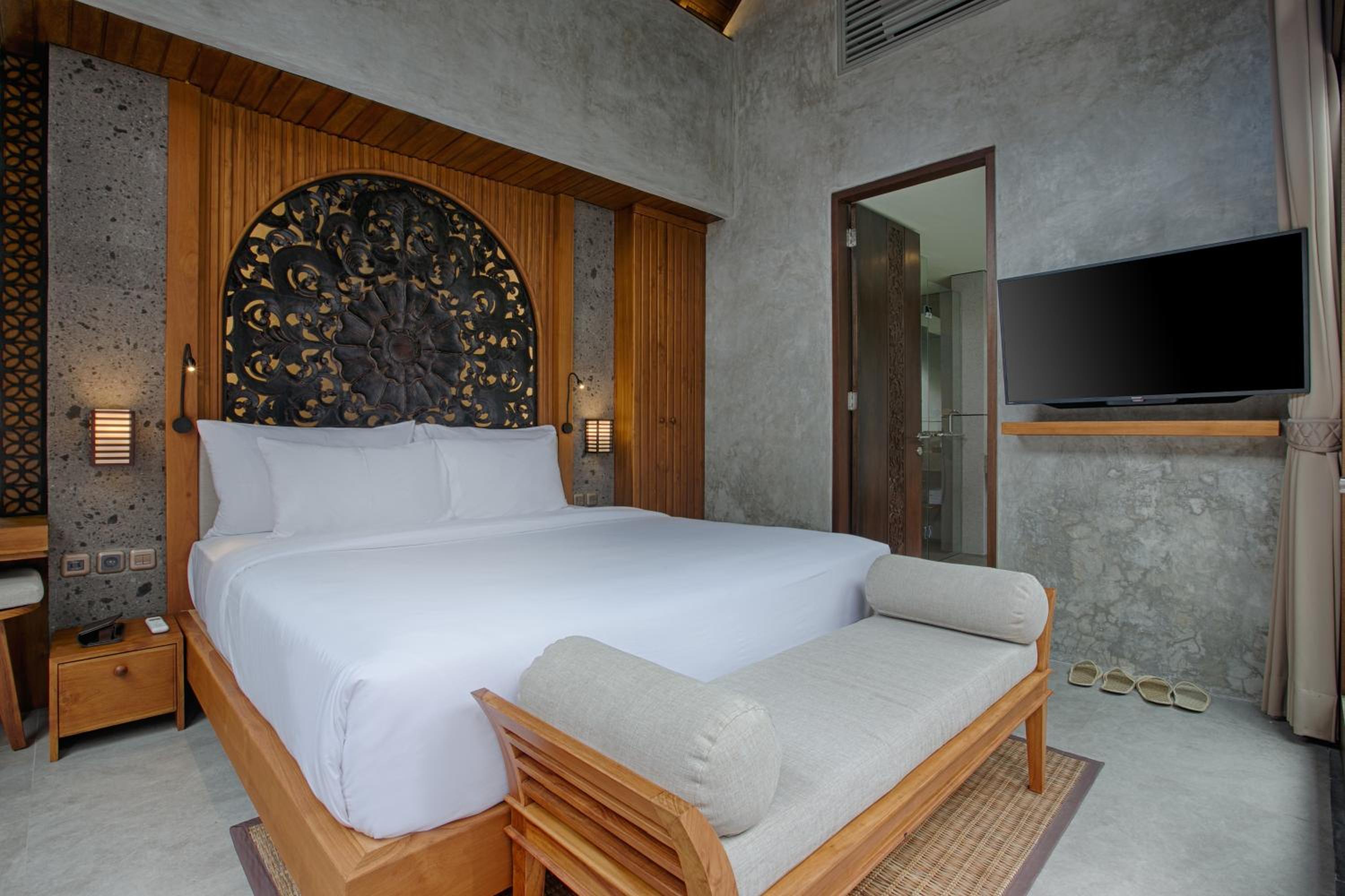 Two-Bedroom Villa - Photo 10