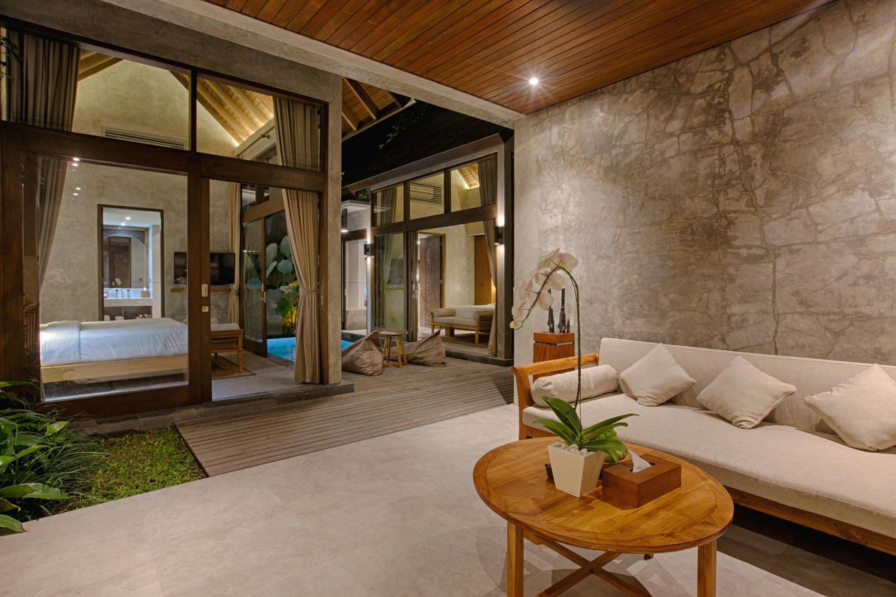 Two-Bedroom Villa - Photo 7