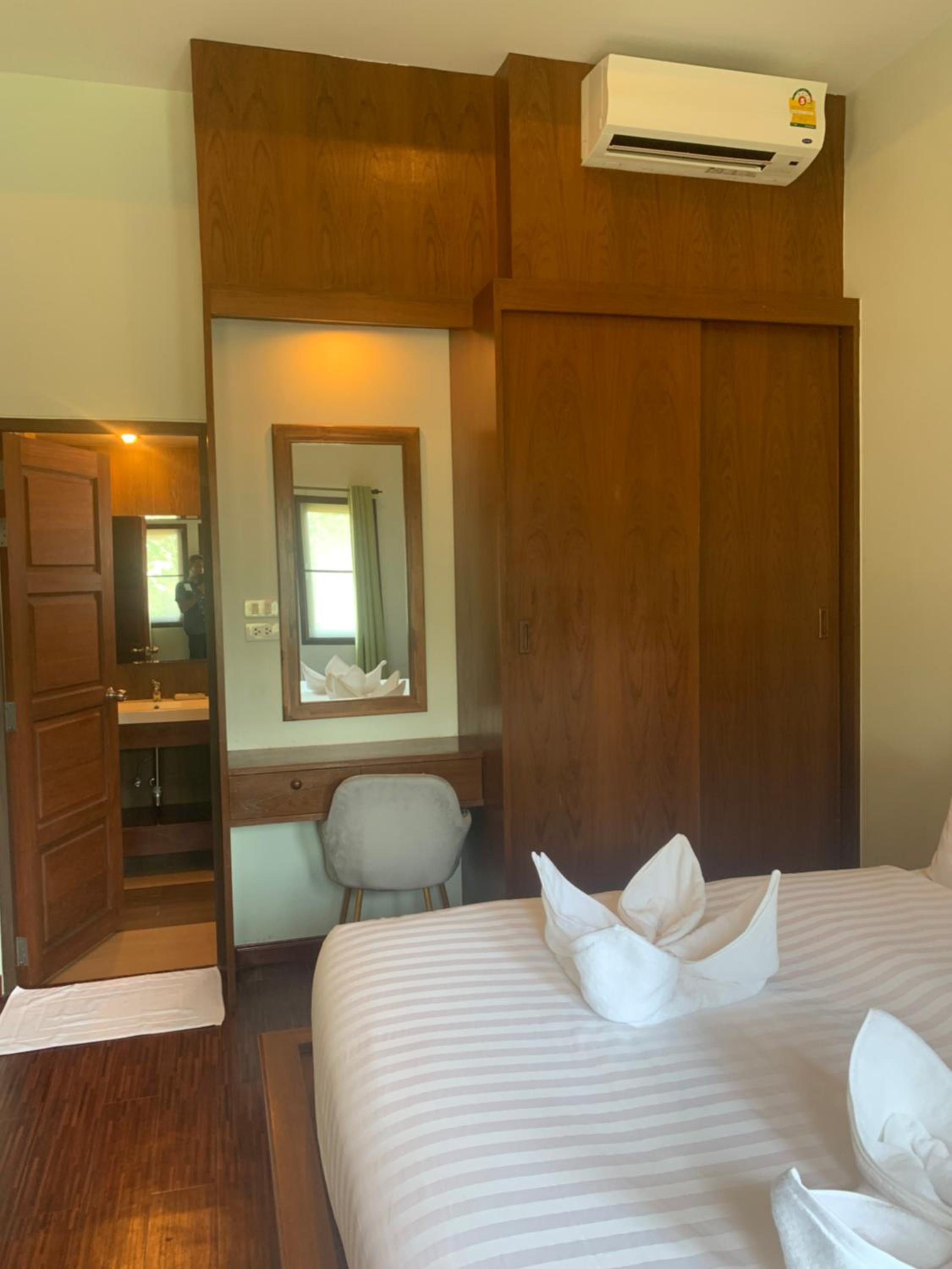 Two-Bedroom Villa - Photo 35