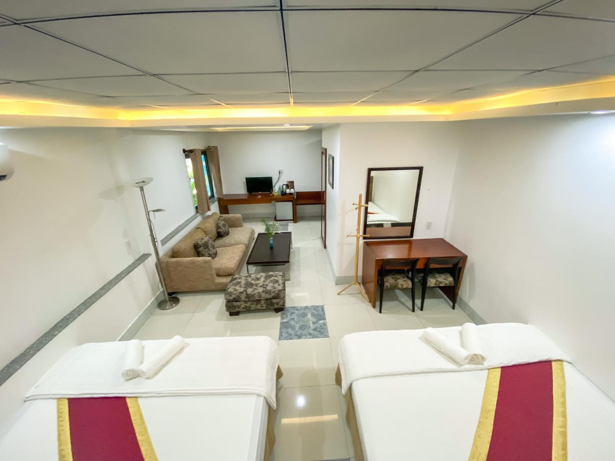 Deluxe Quadruple Room photo 2