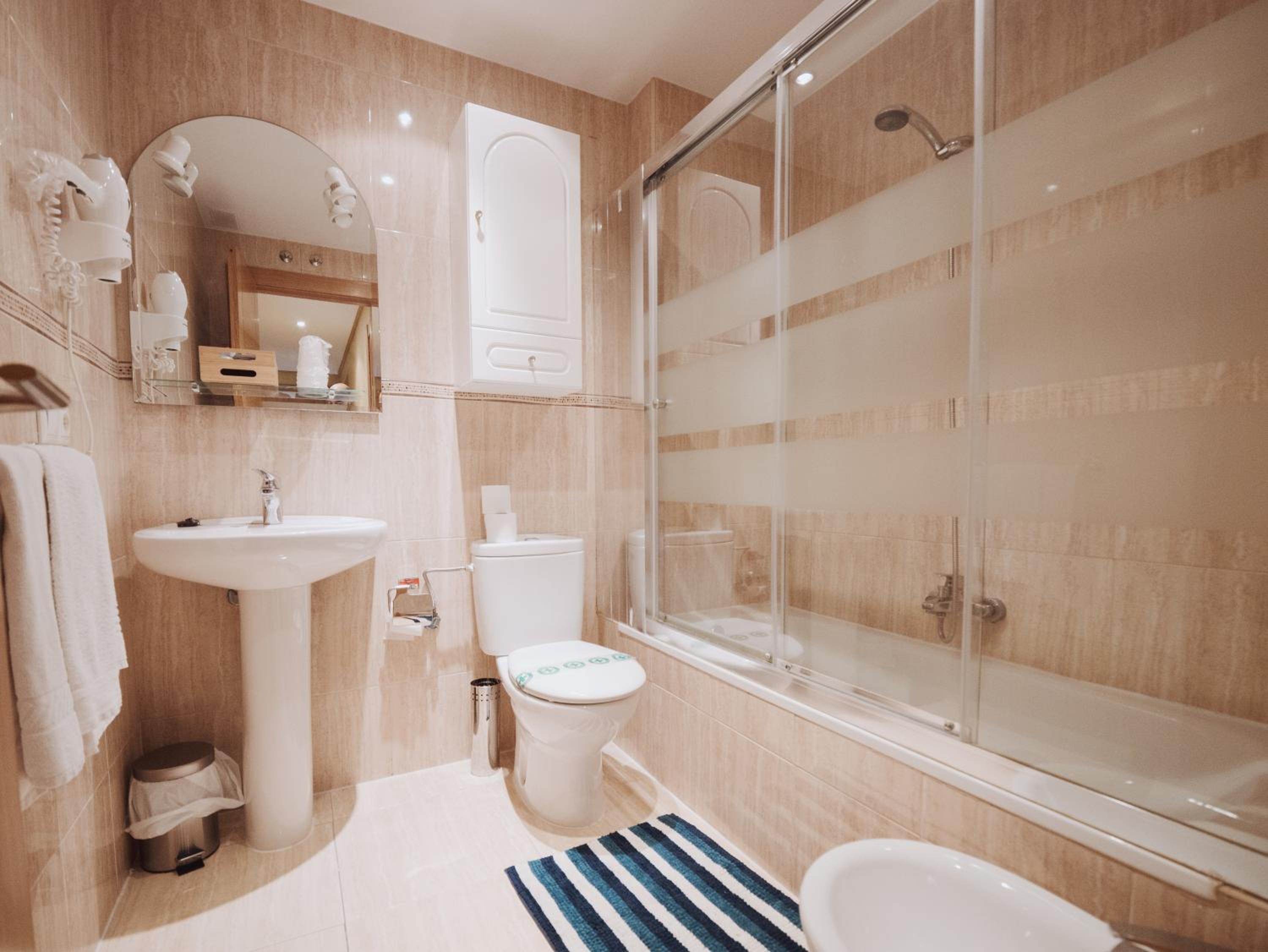 Two-Bedroom Apartment - Photo 8