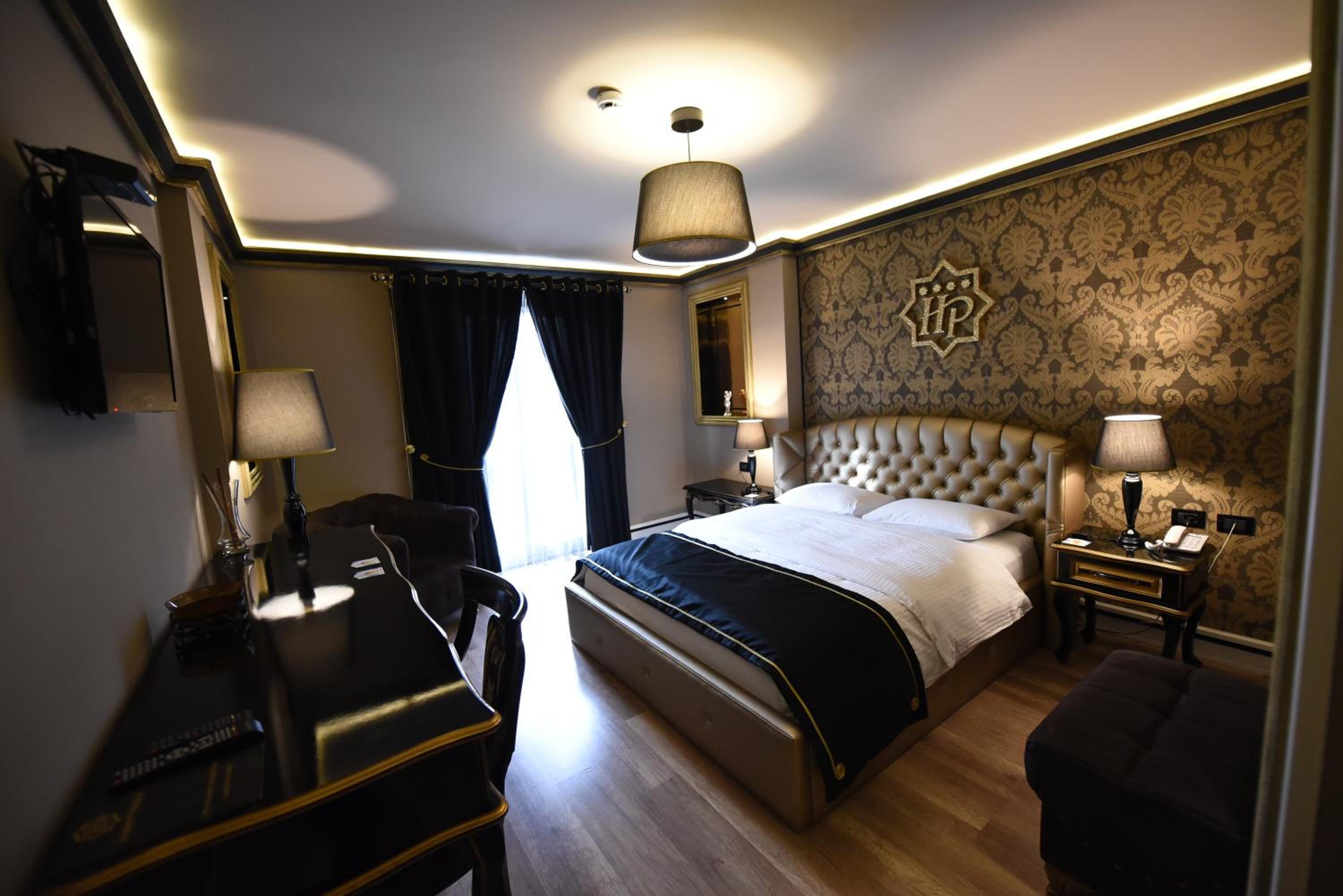 Deluxe Double Room photo 3