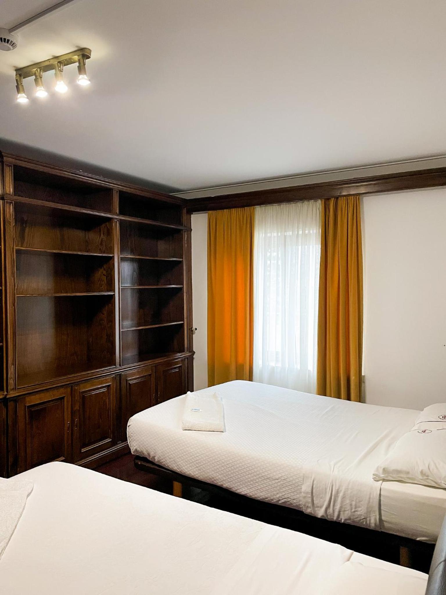 Standard Suite - Photo 6