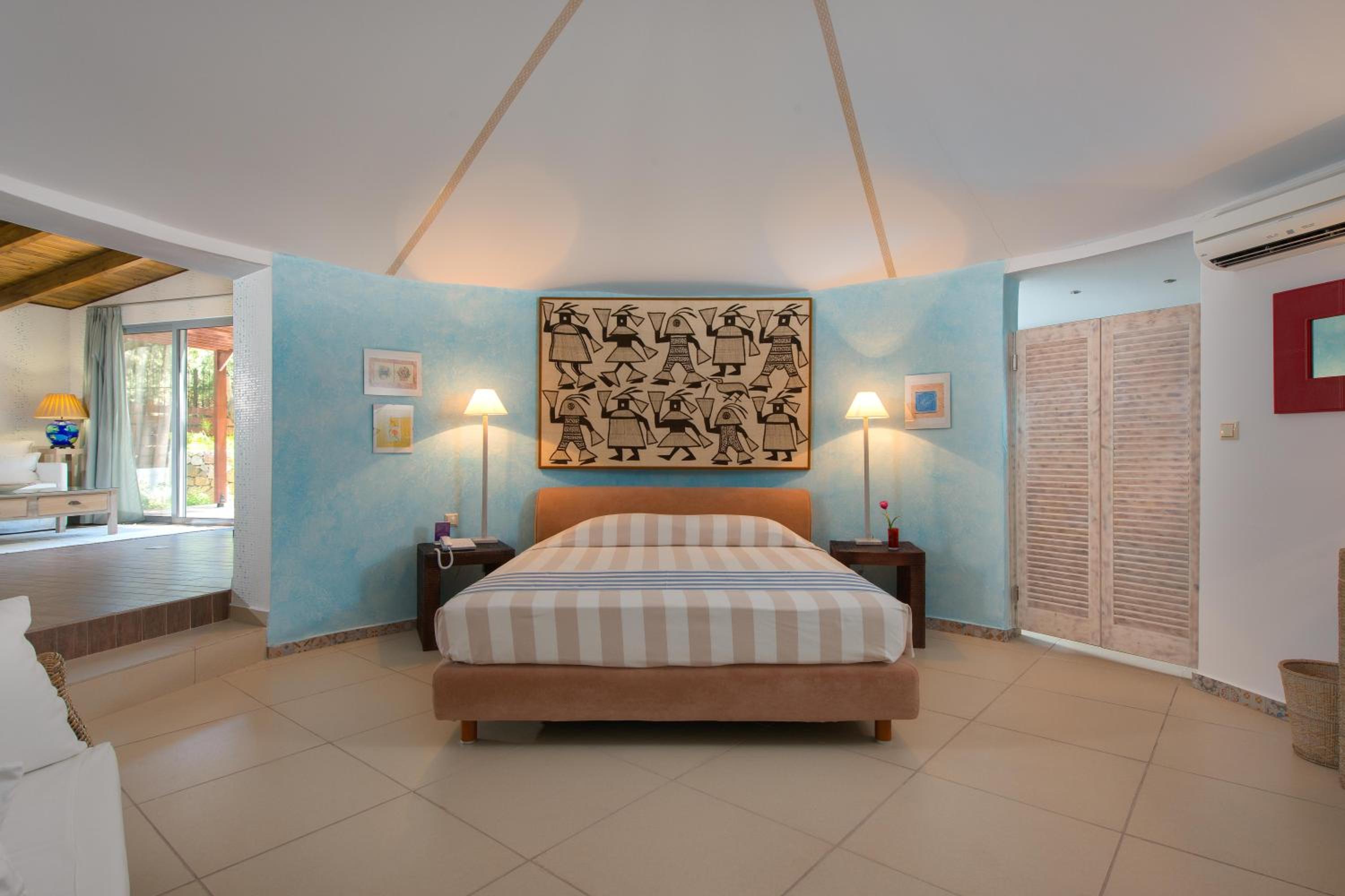 Deluxe Bungalow - Photo 3