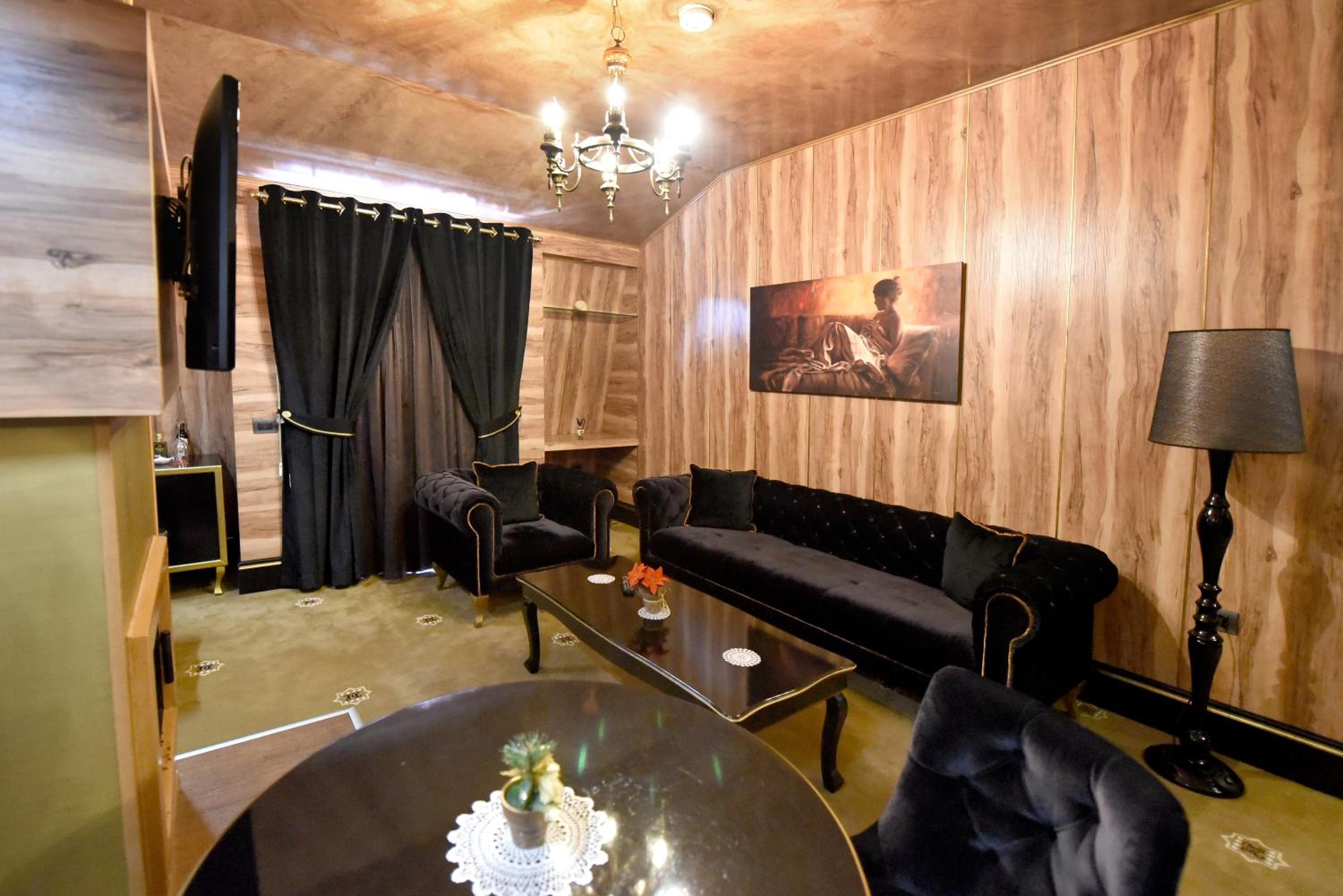 Executive Suite photo 3