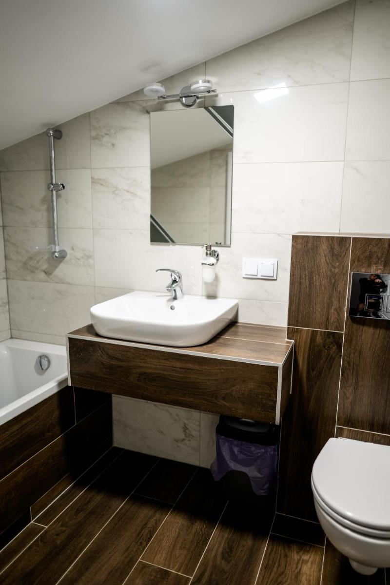 Double Room with Private Bathroom photo 1