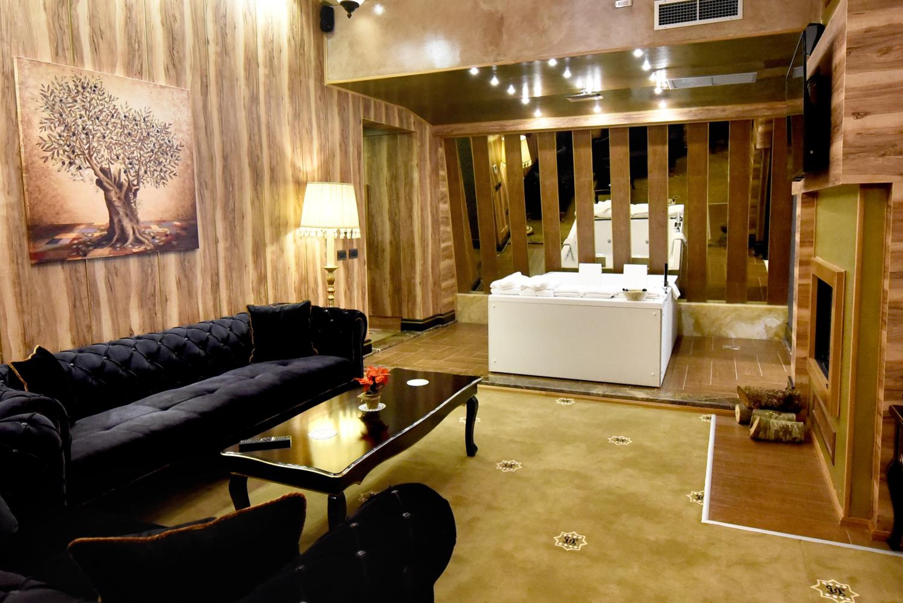 Presidential Suite