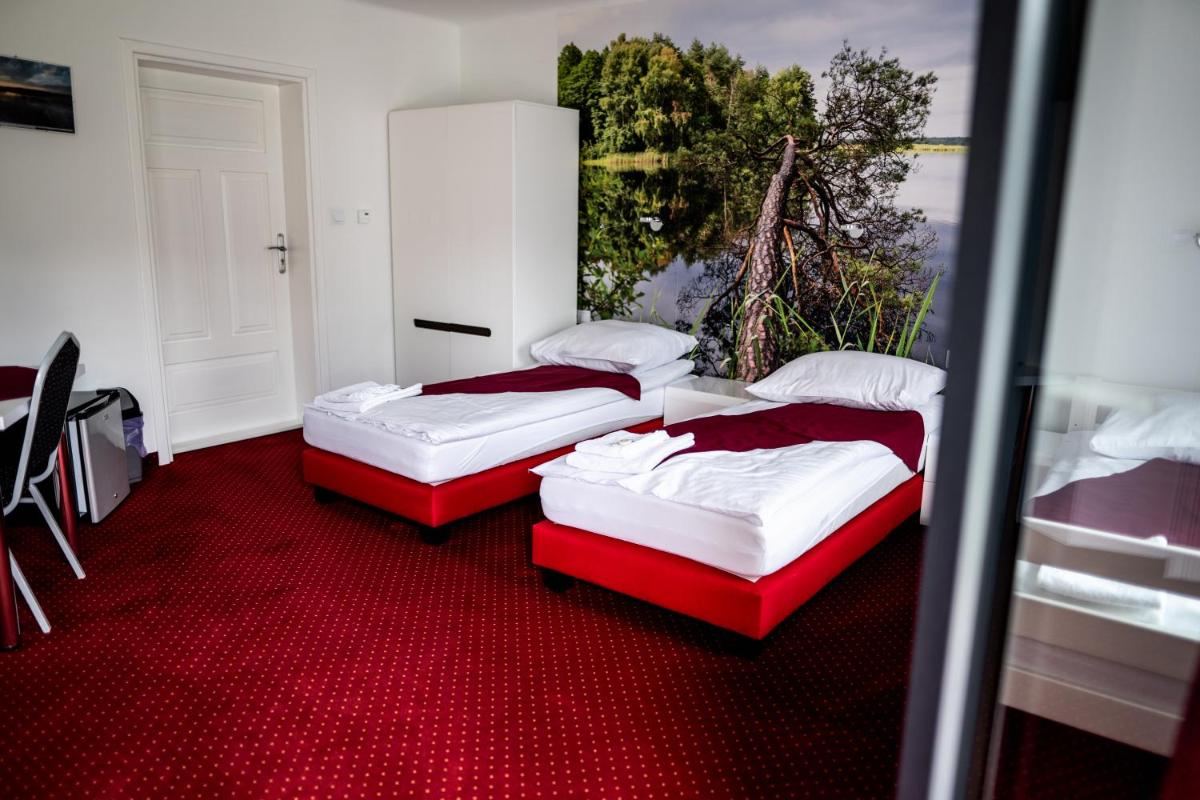 Triple Room with Shower - Photo 21