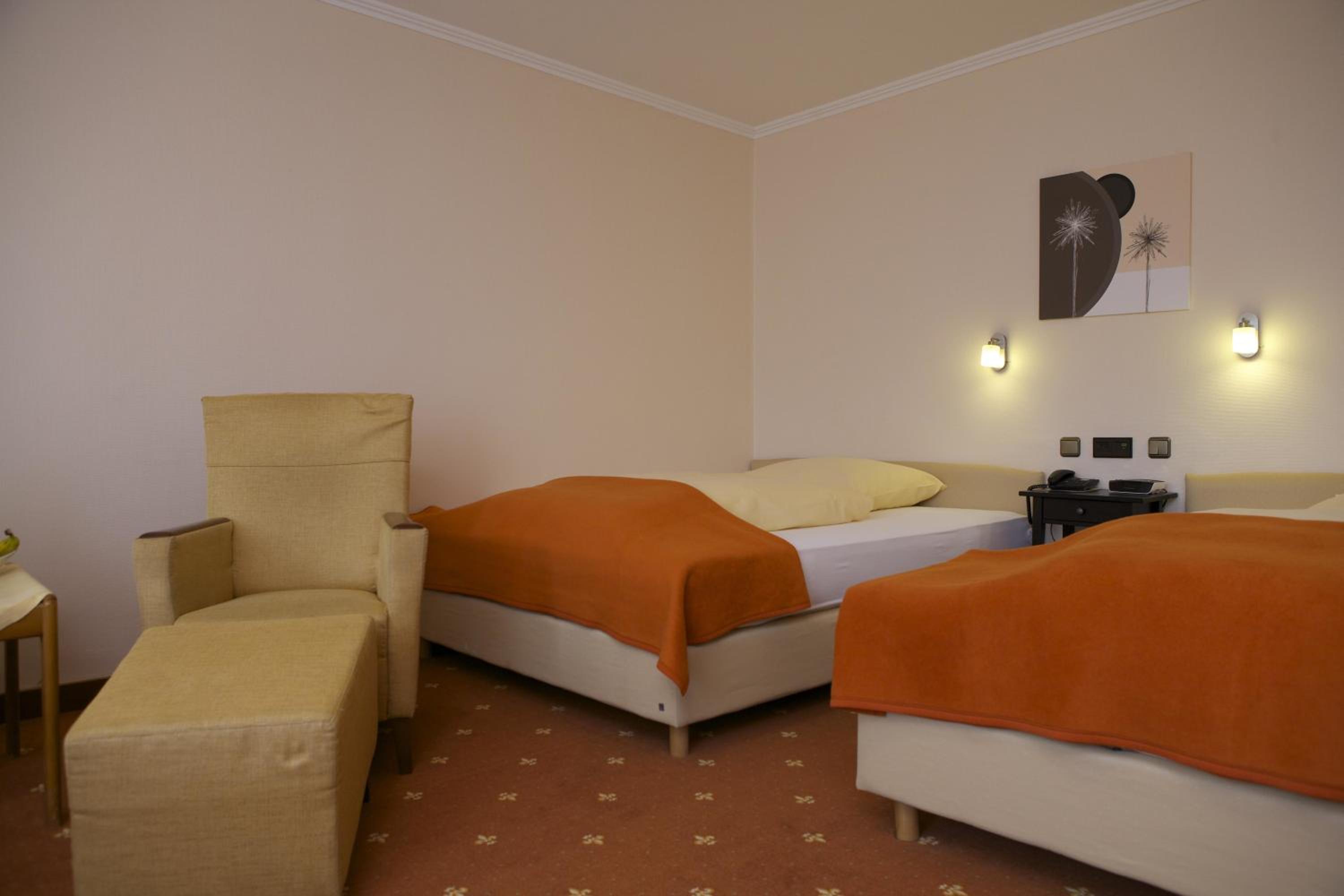 Standard Double Room - Photo 4