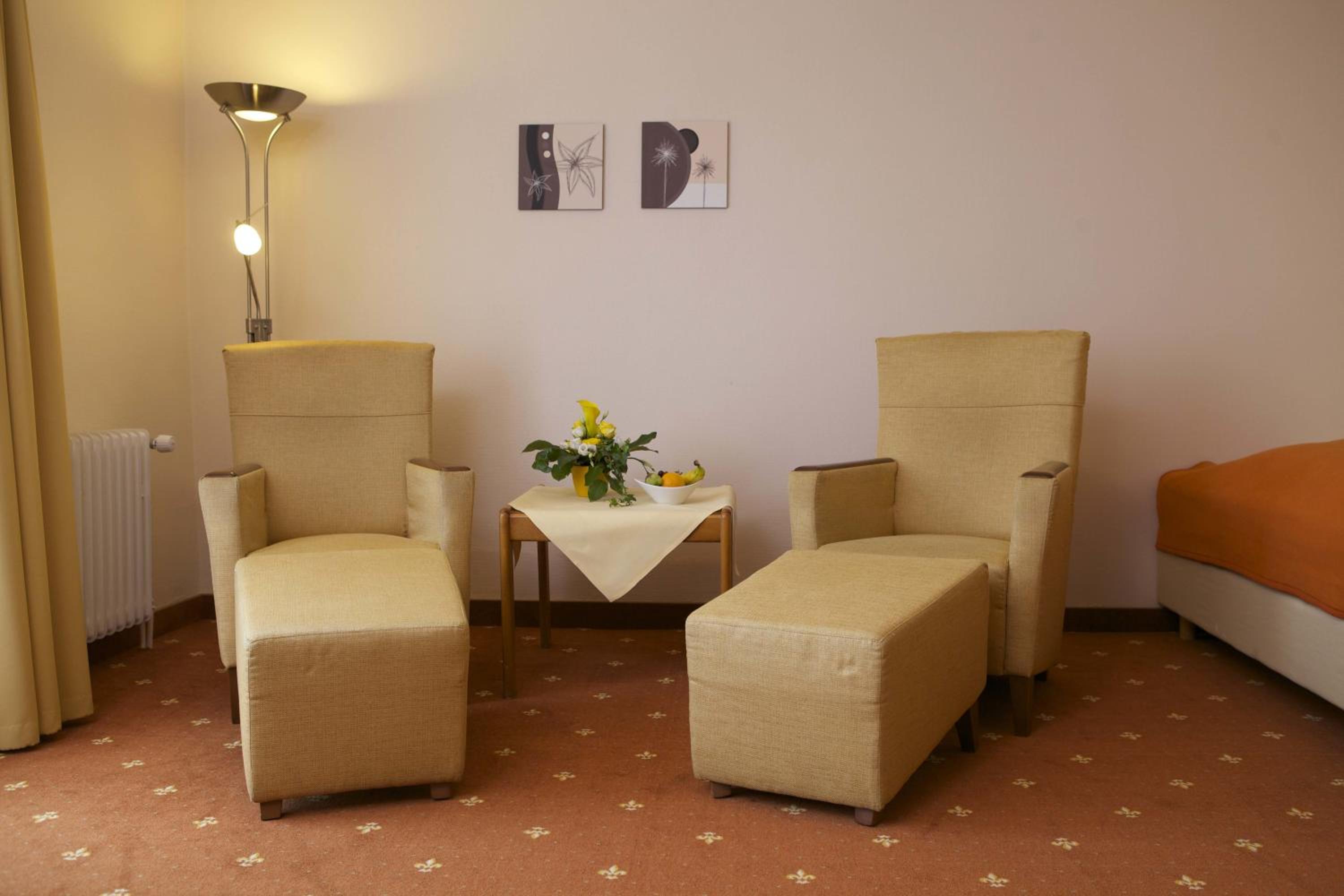 Standard Double Room - Photo 5