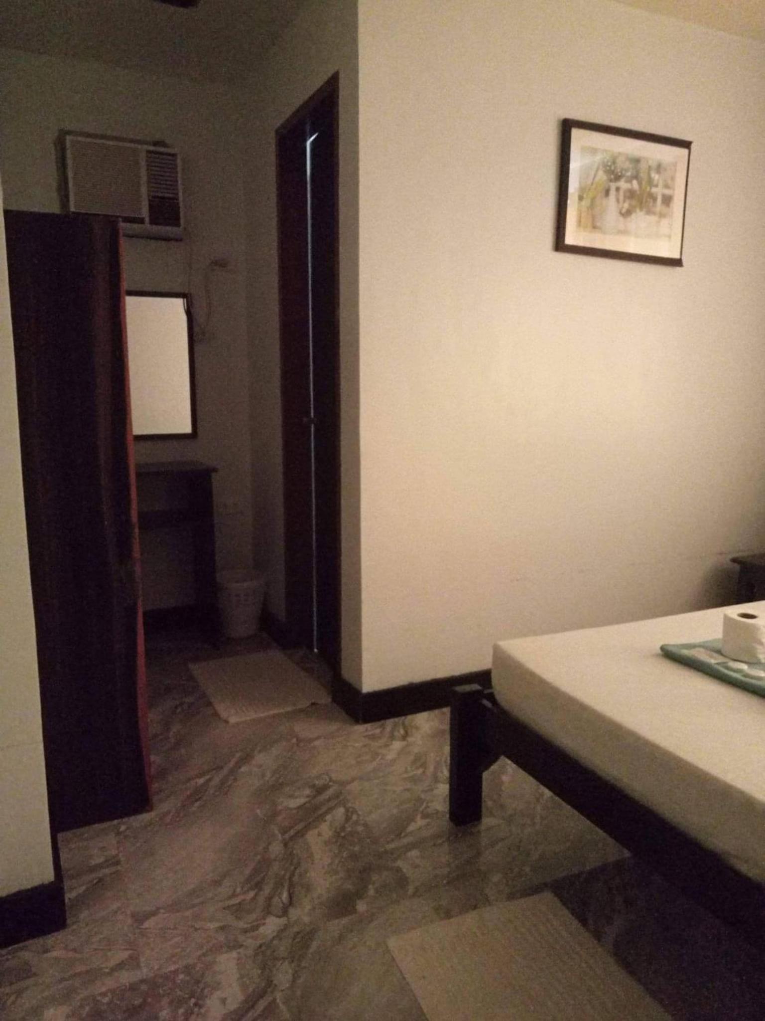 Double Room - Photo 2