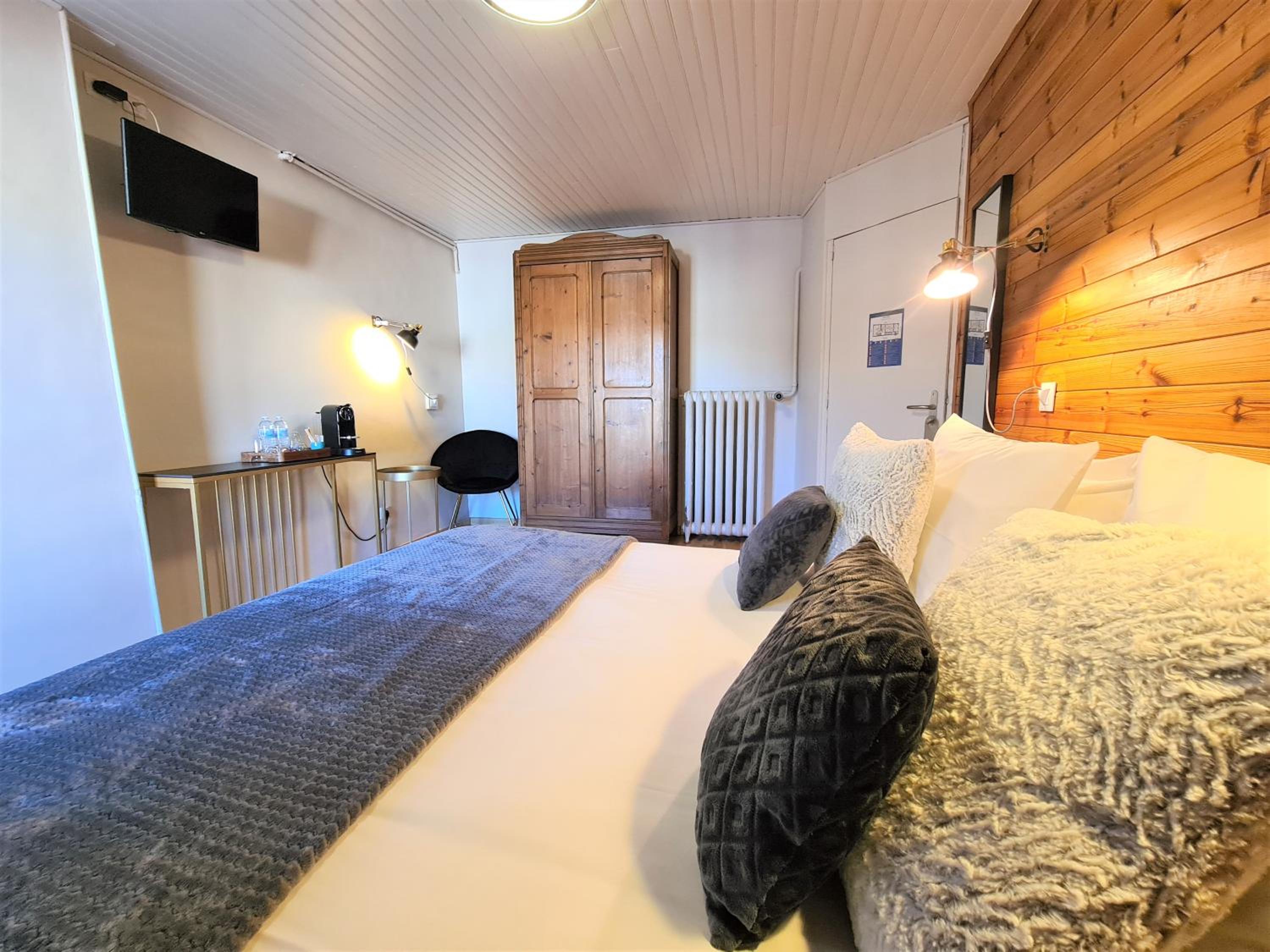 Superior Double Room photo 3