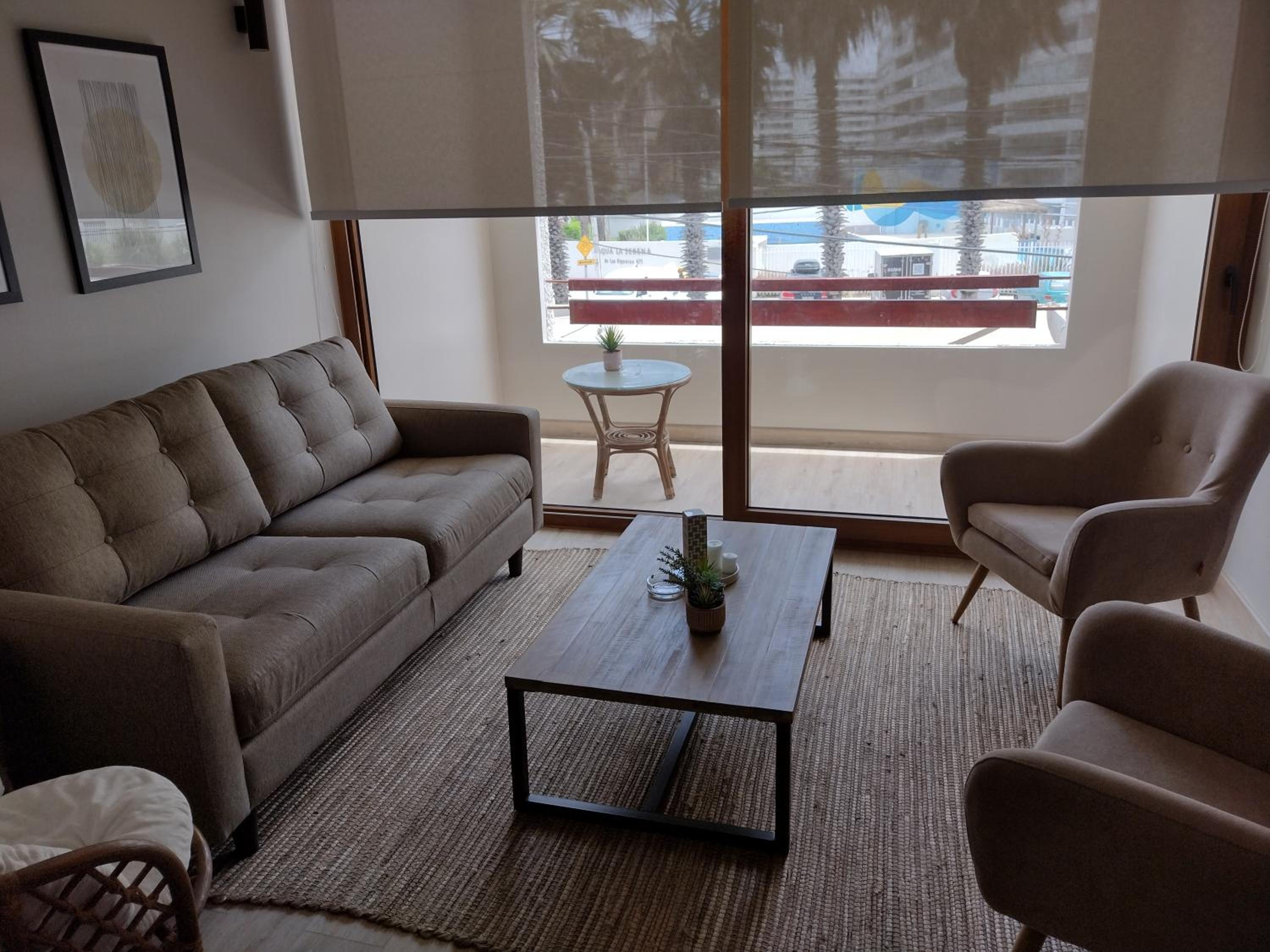Apartment photo 2