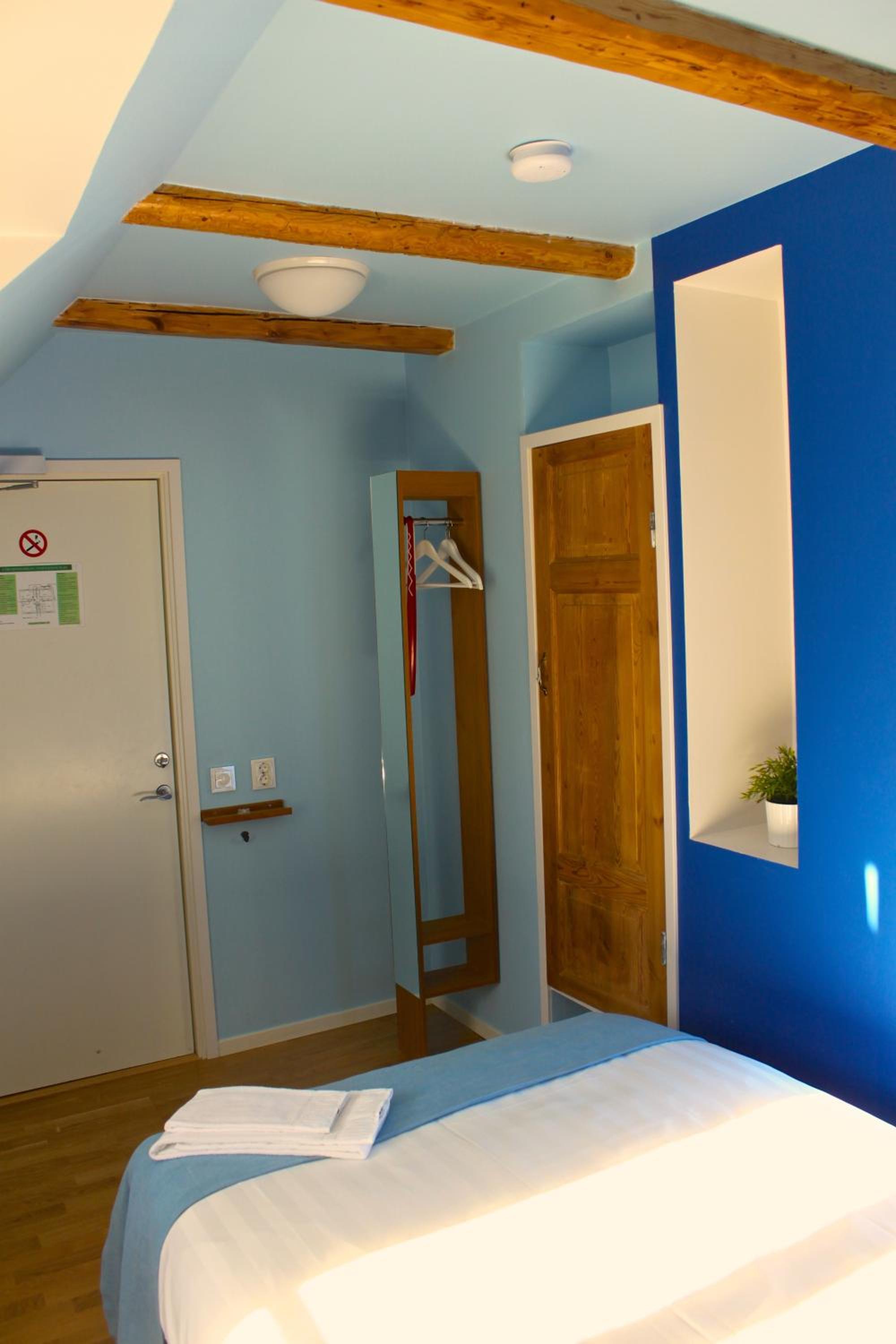 Single Room (47 in Bed) photo 3