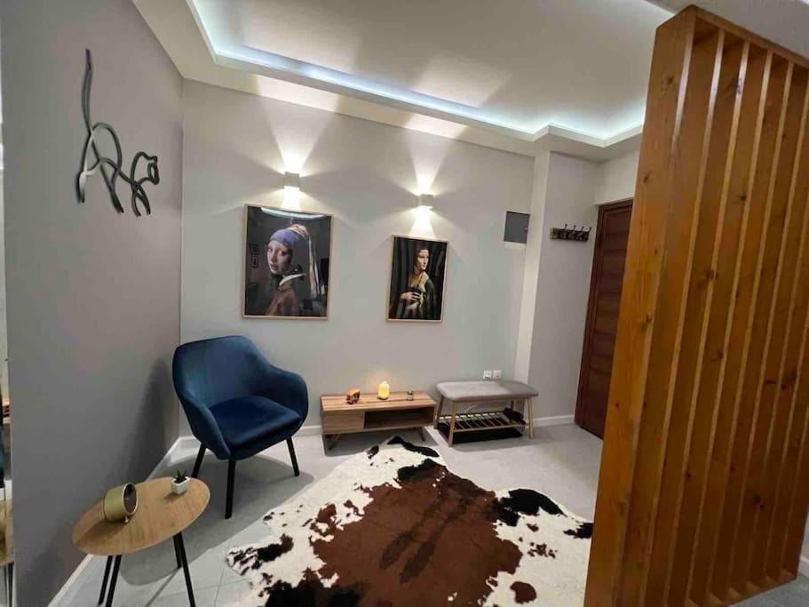 Deluxe King Studio