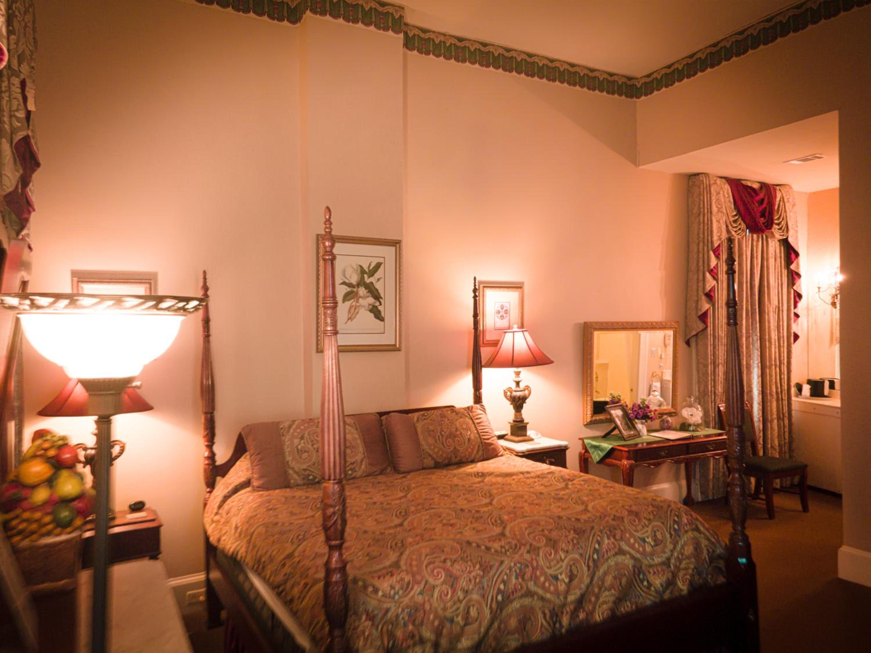 King Room - Richard Wright Room photo 1