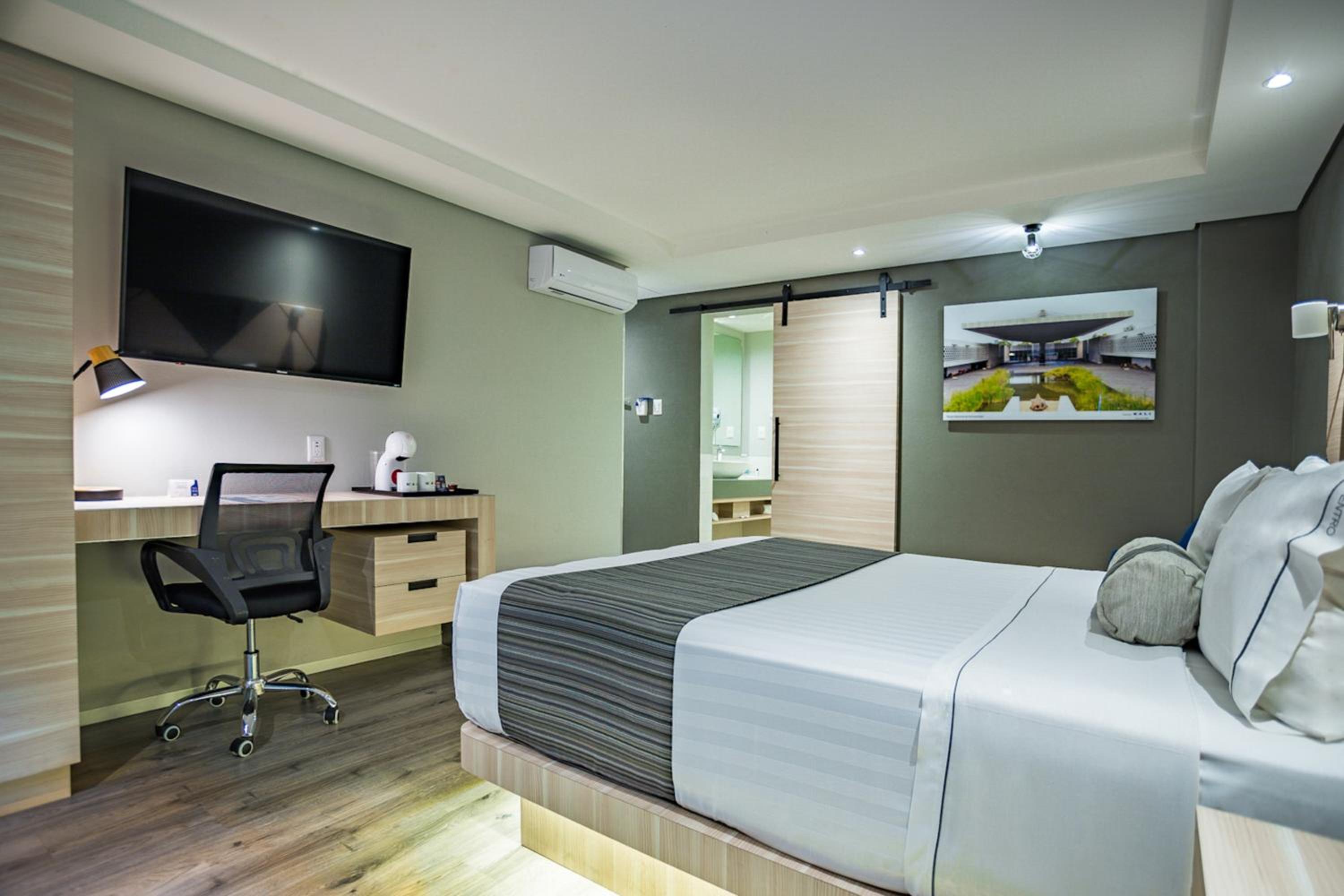 Superior Room - Photo 8