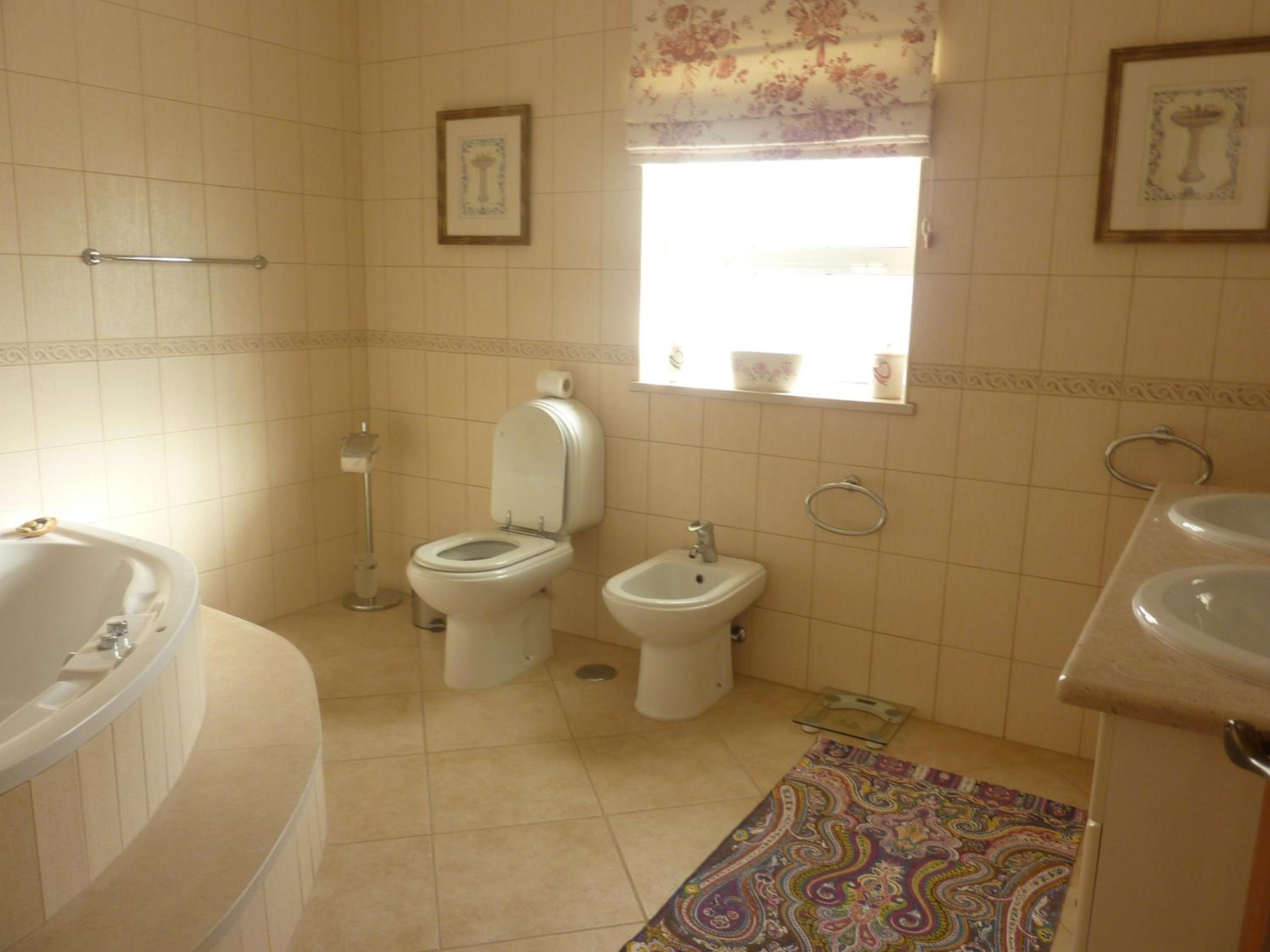 Villa with Private Pool photo 3