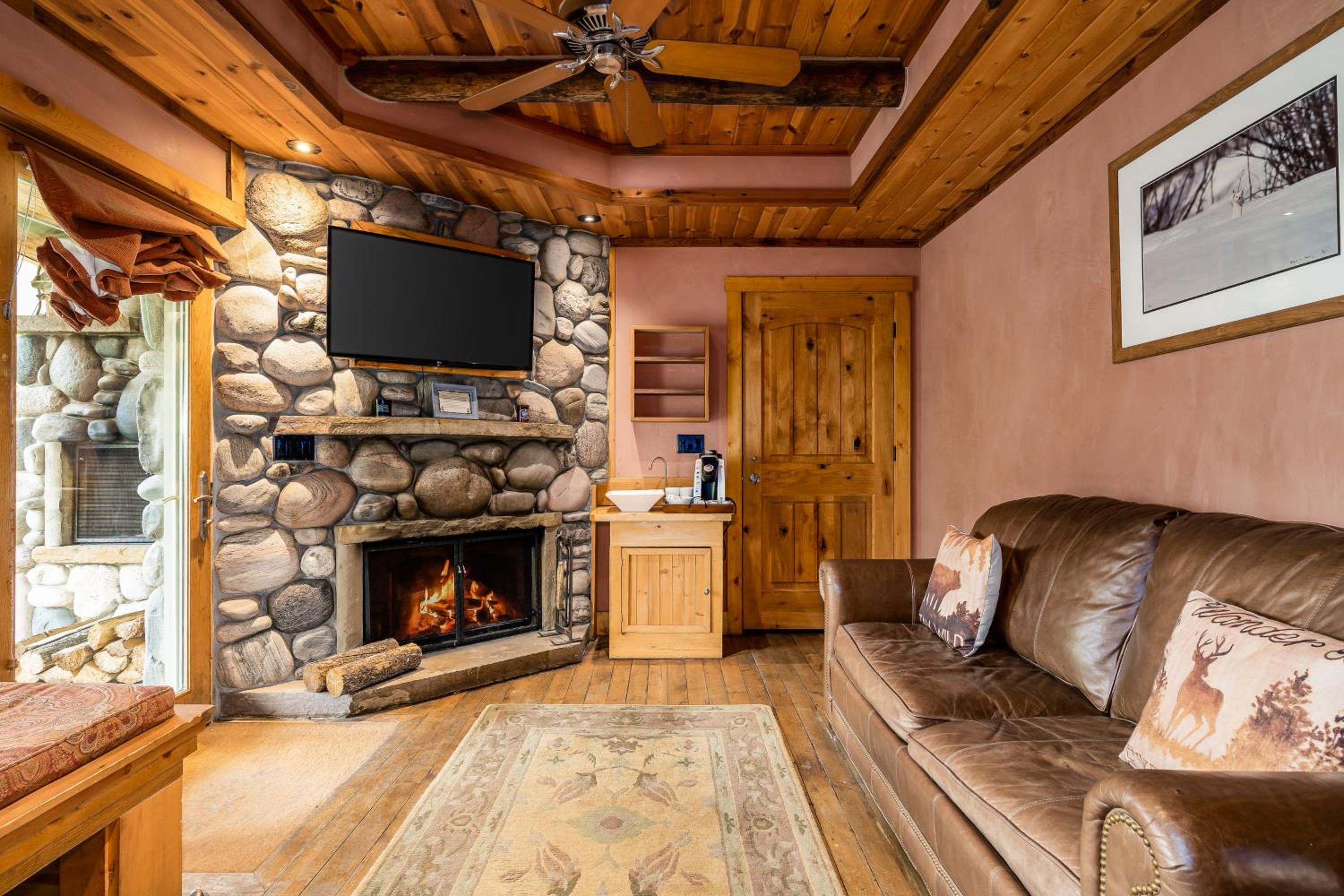 Pond Side King Suite