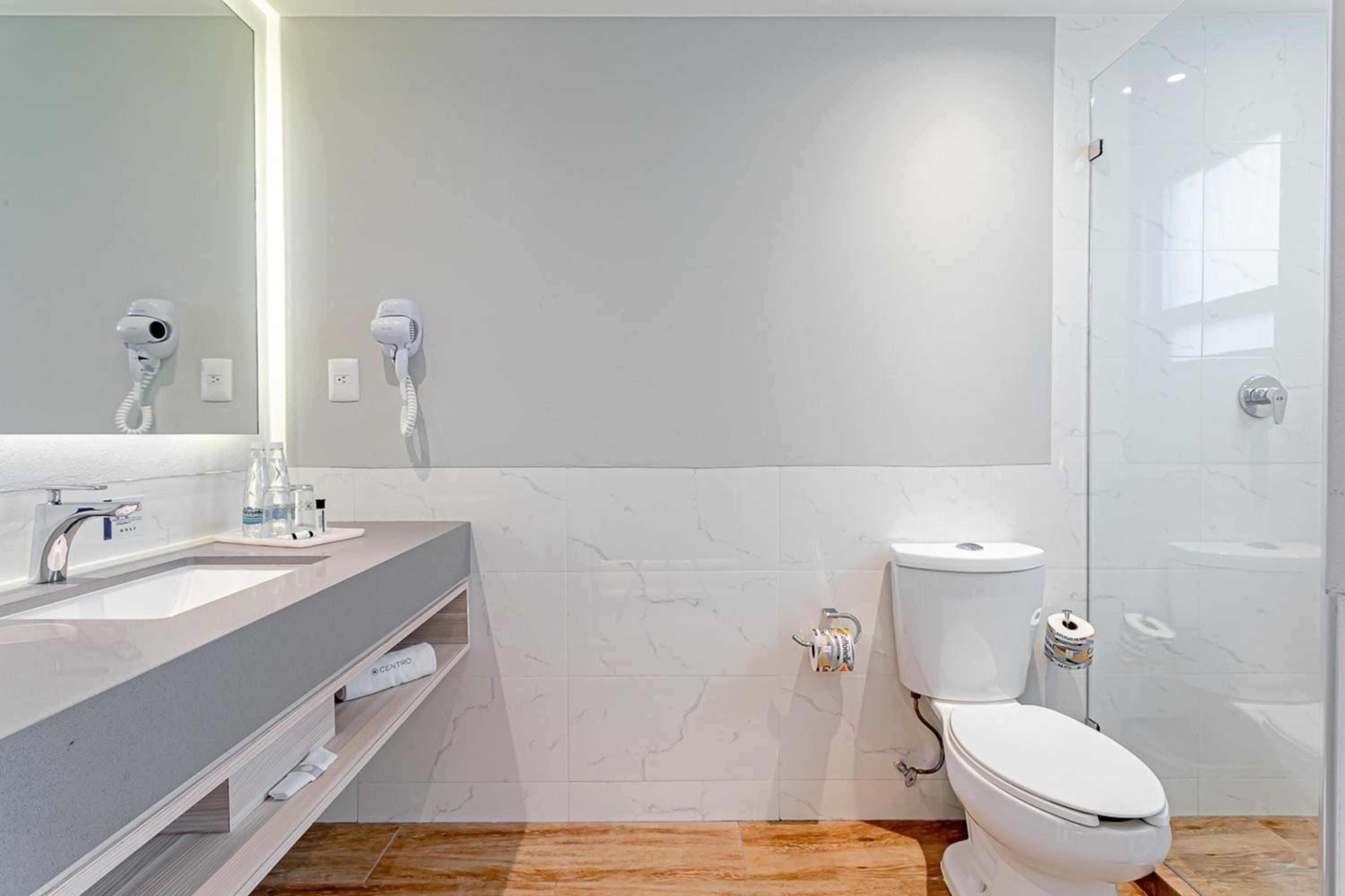 Superior Double Room with Two Double Beds photo 3