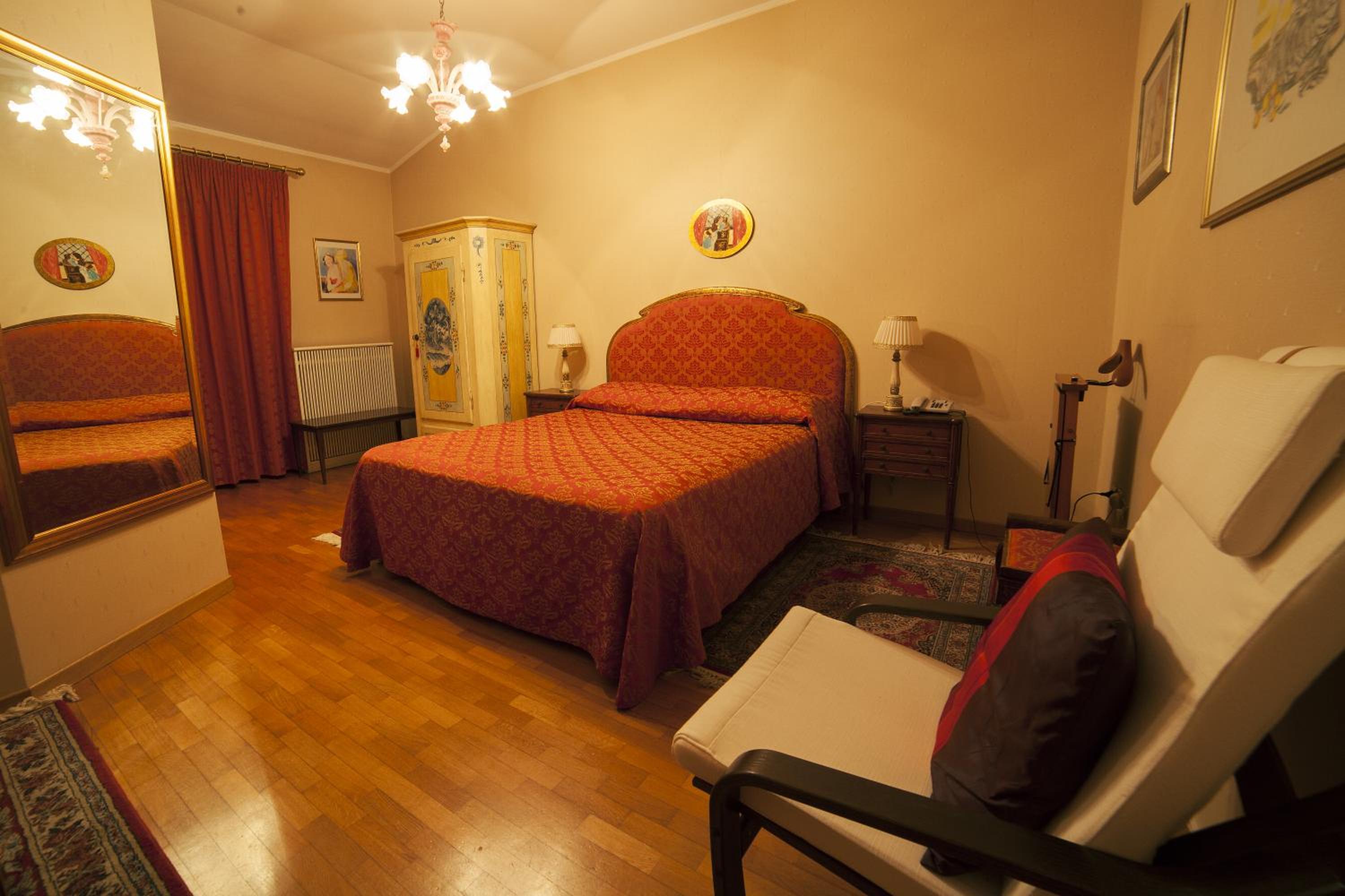 Superior Double Room with Balcony photo 1