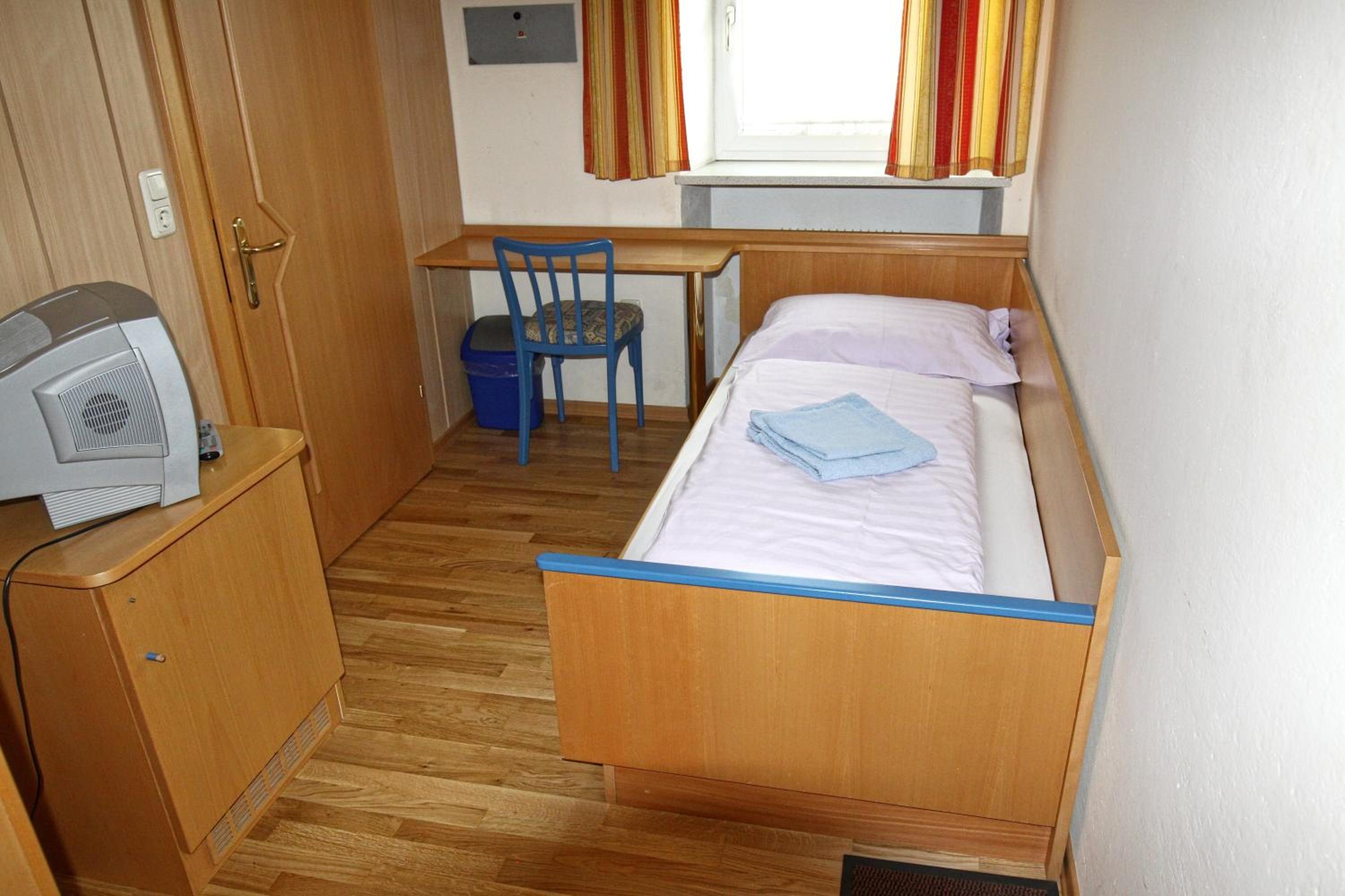 Single Room with Private Bathroom
