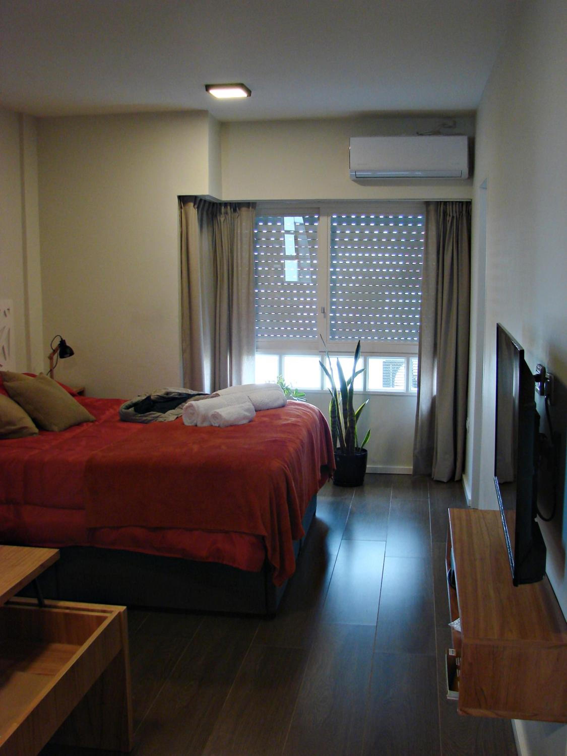 Deluxe King Studio photo 1