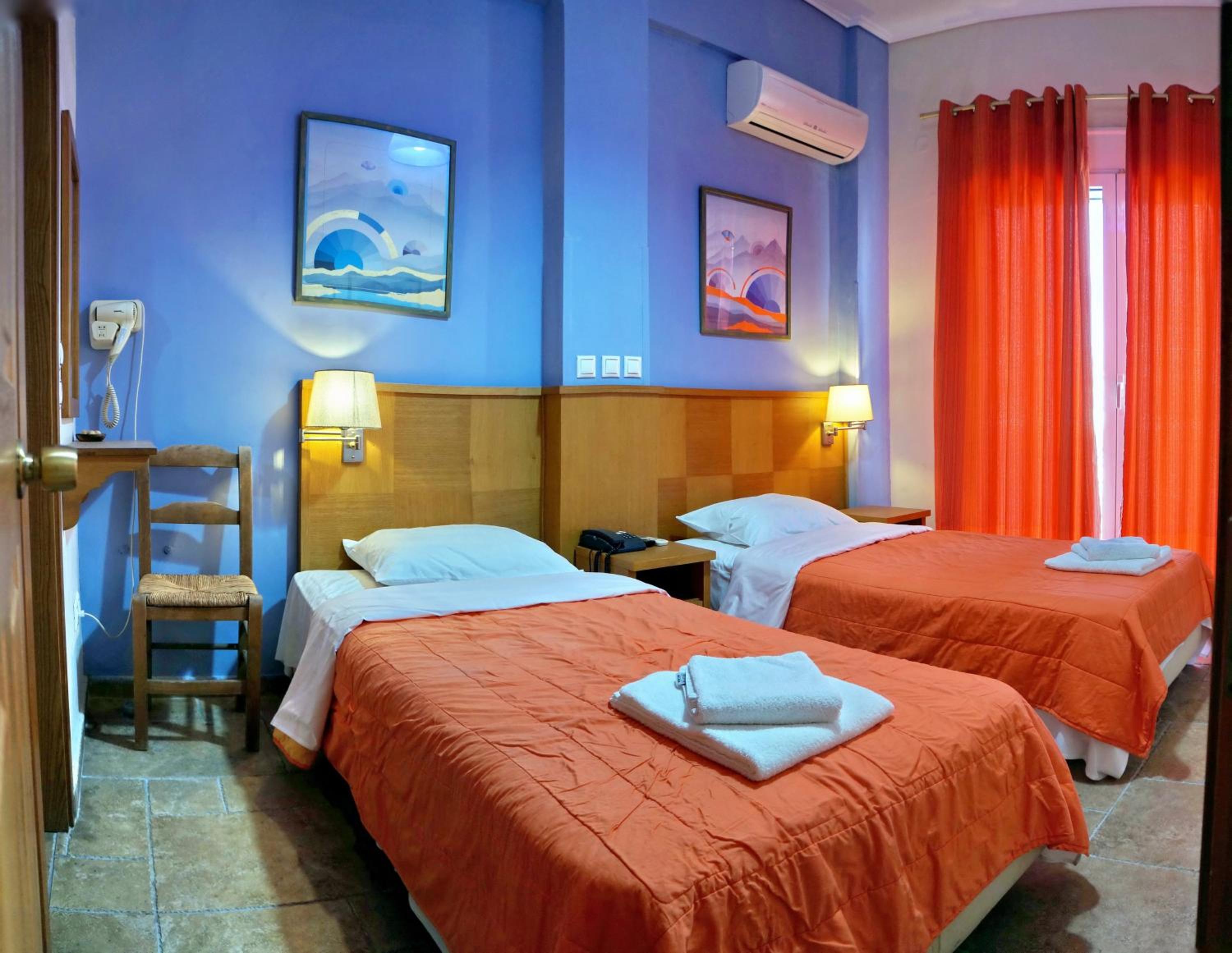 Double or Twin Room with Shower photo 3