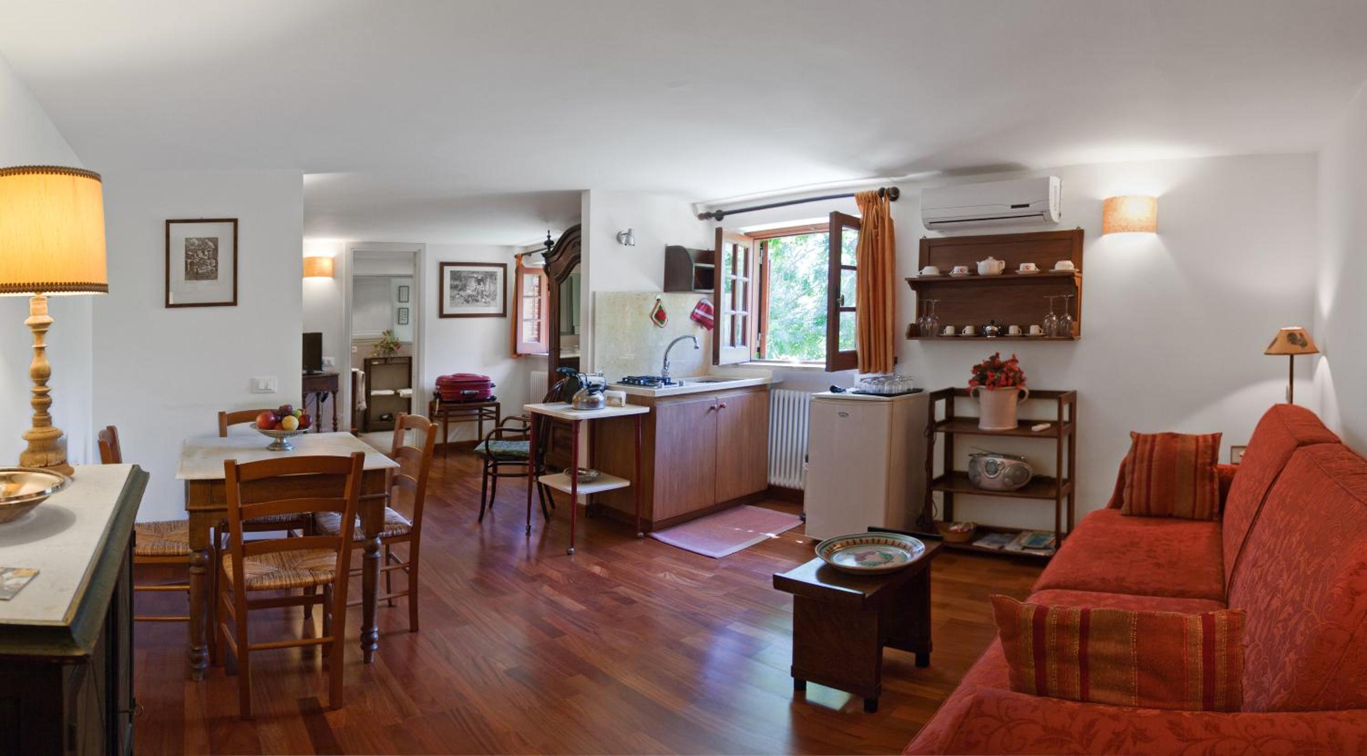 Suite with Garden View photo 1