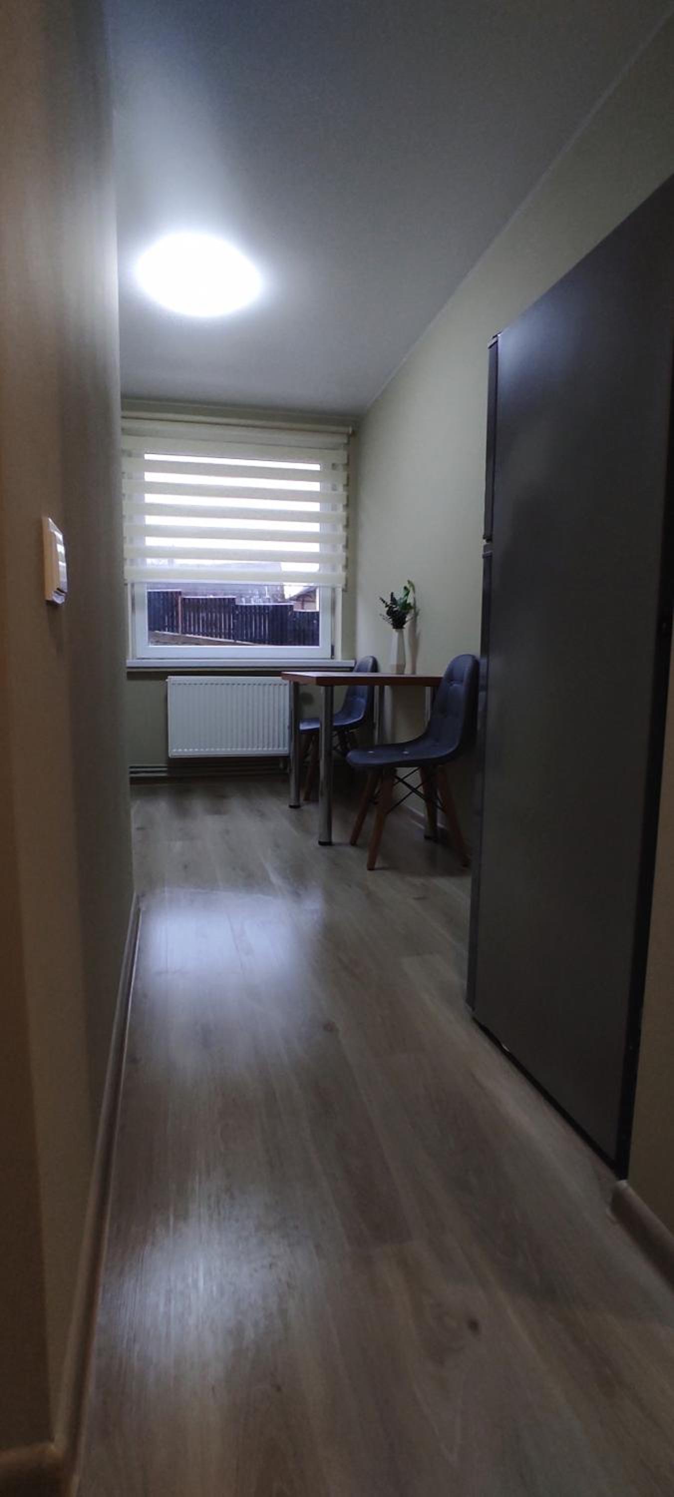 Apartment with Balcony photo 3