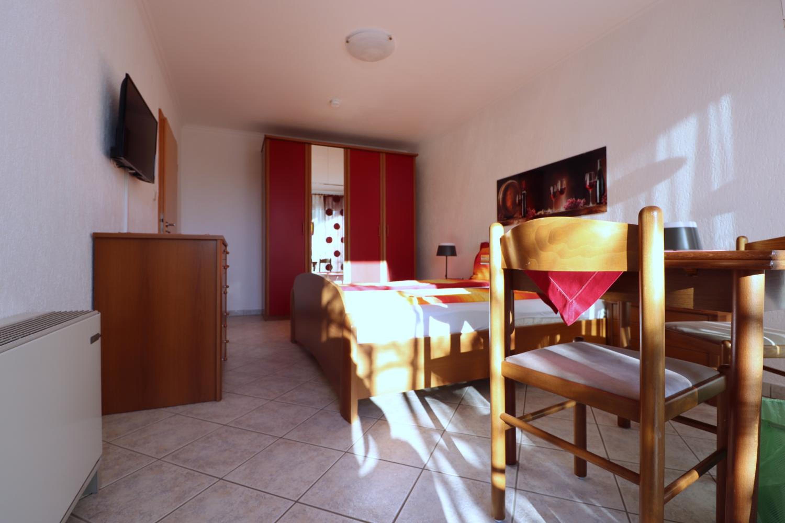 Family Room with Terrace - Photo 9