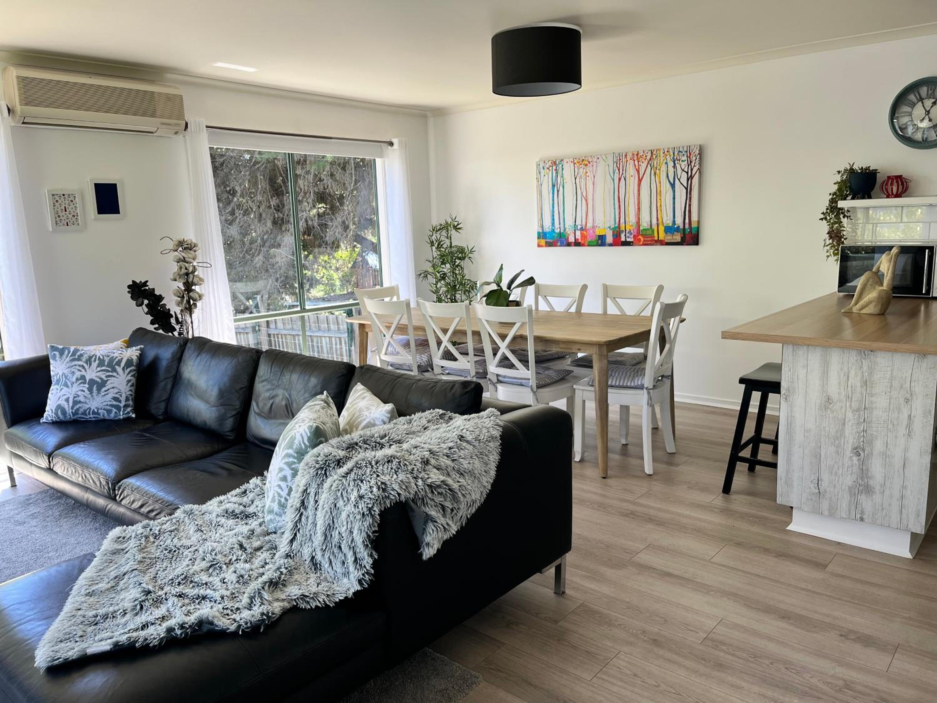 Three-Bedroom Villa photo 1