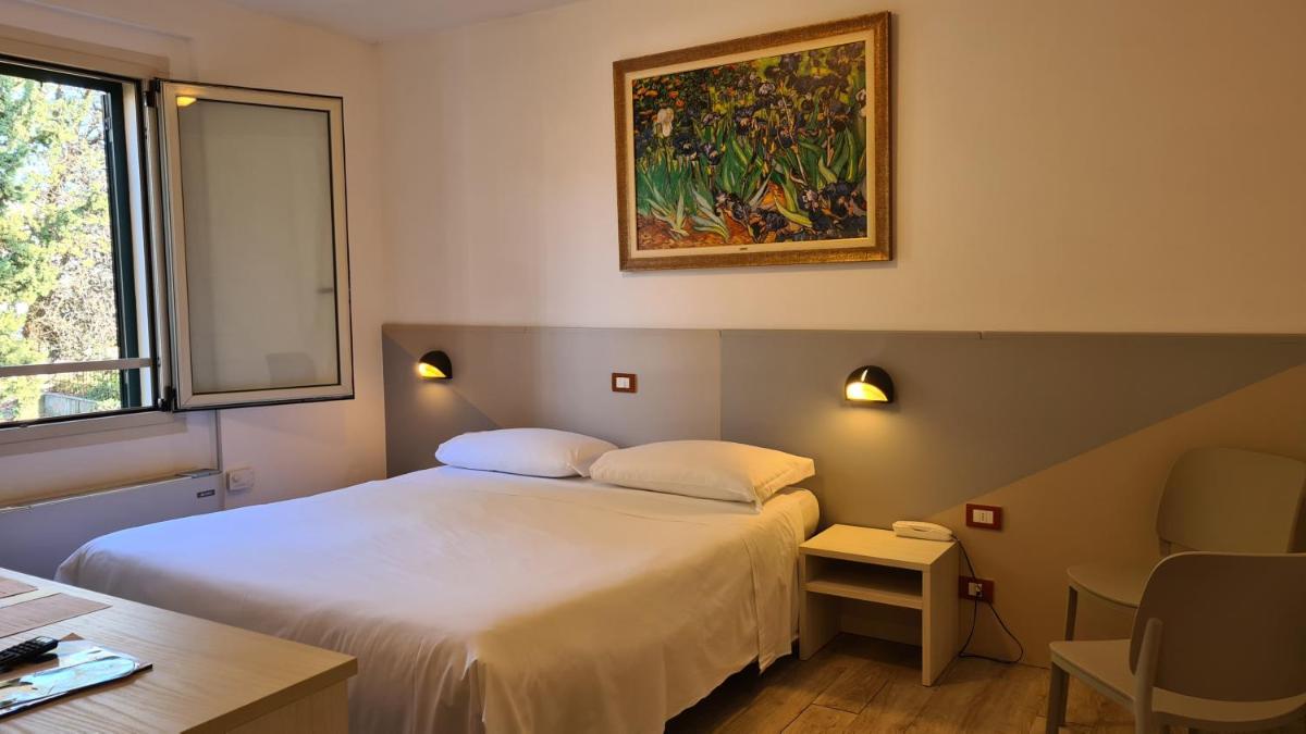 Standard Double Room - Annex photo 2
