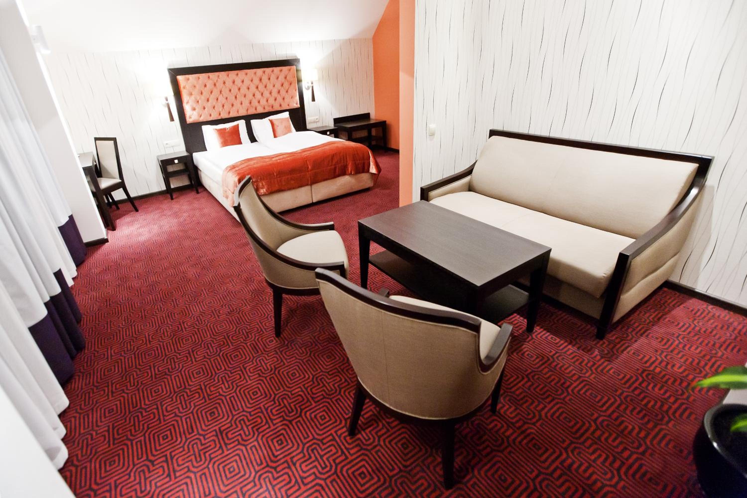 Business Double Room - Photo 5