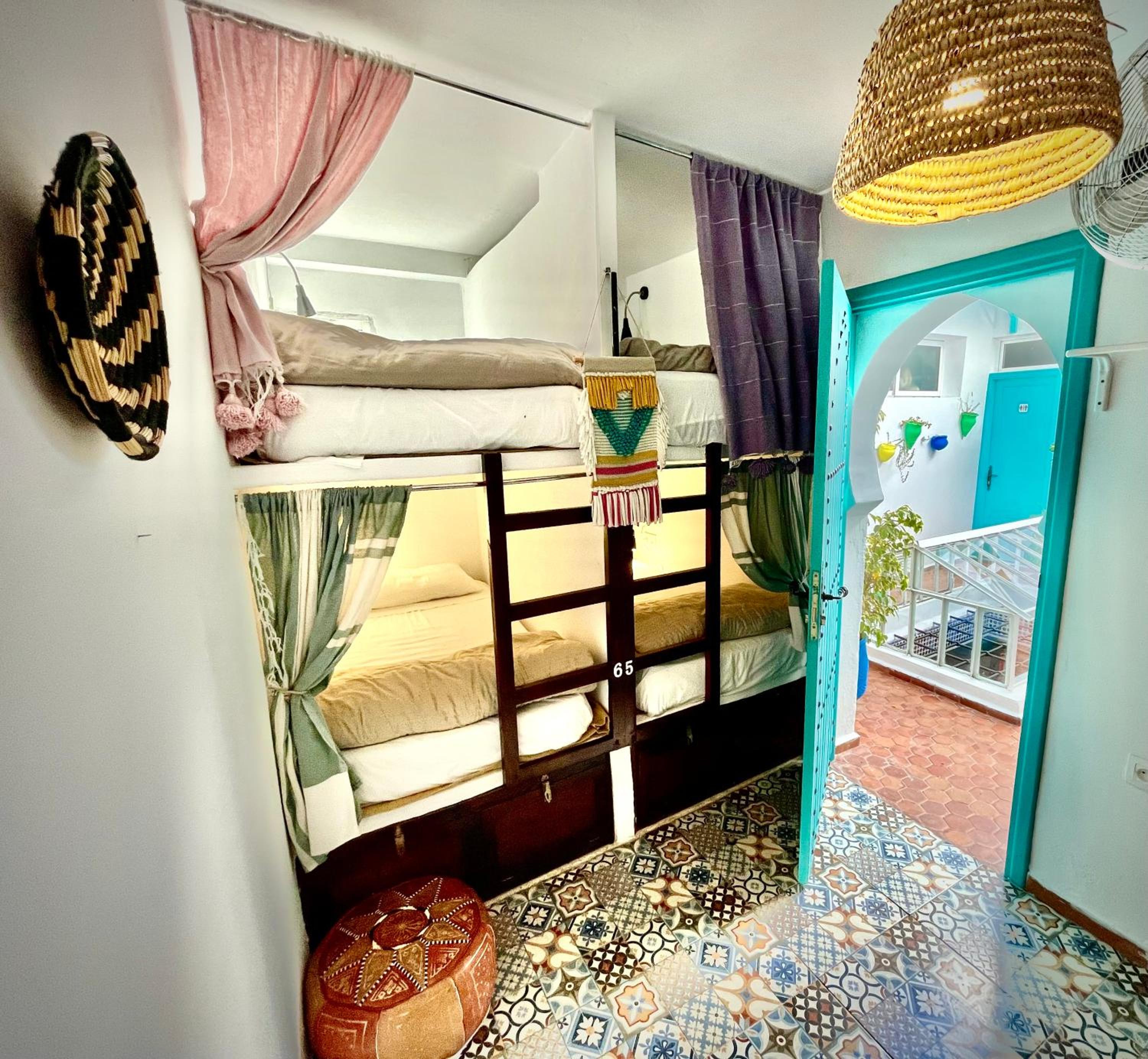 Bed in 8-Bed Dormitory Room photo 3