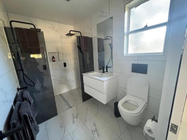 One-Bedroom House photo 3