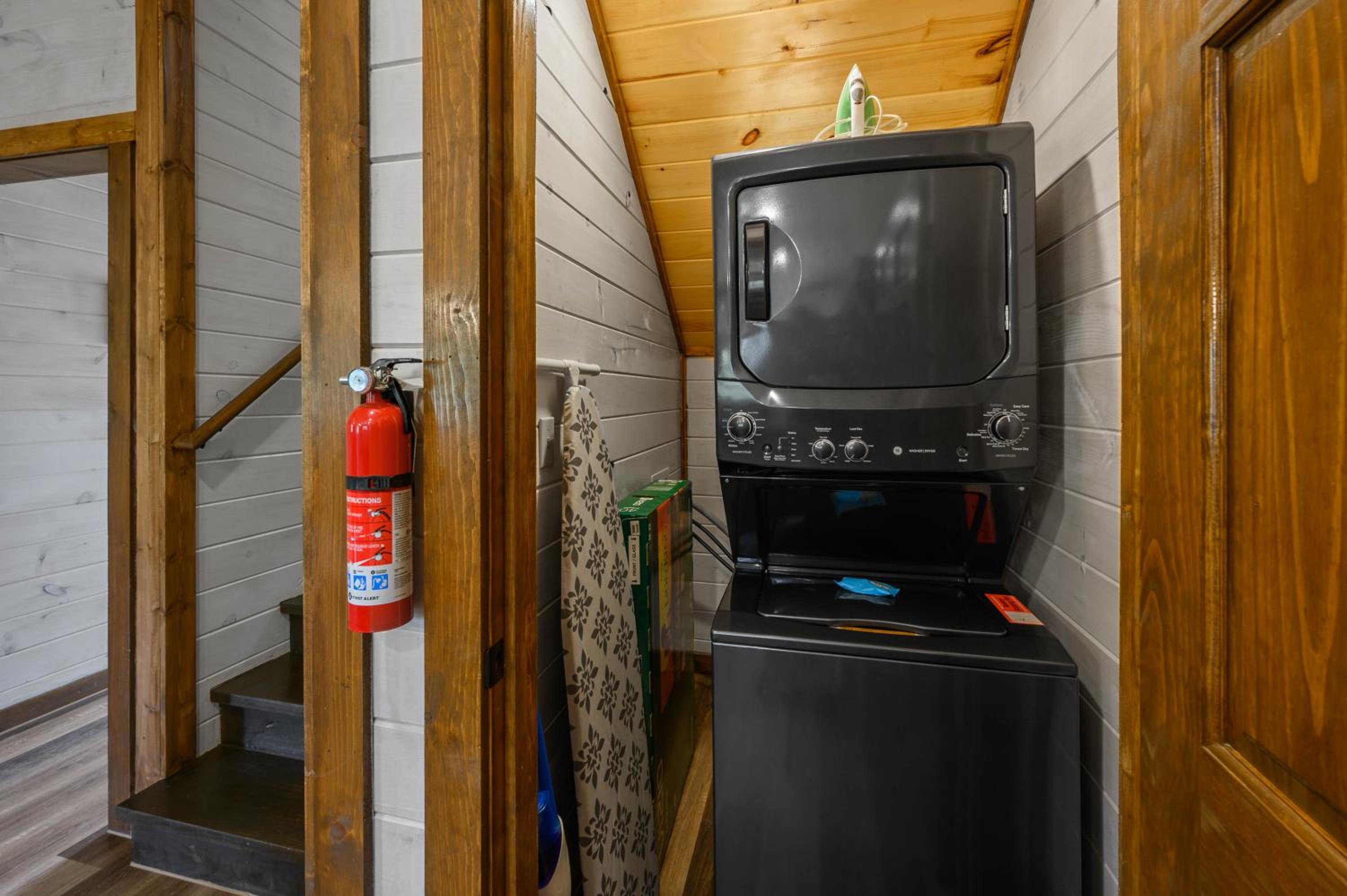 Three-Bedroom House - Photo 48