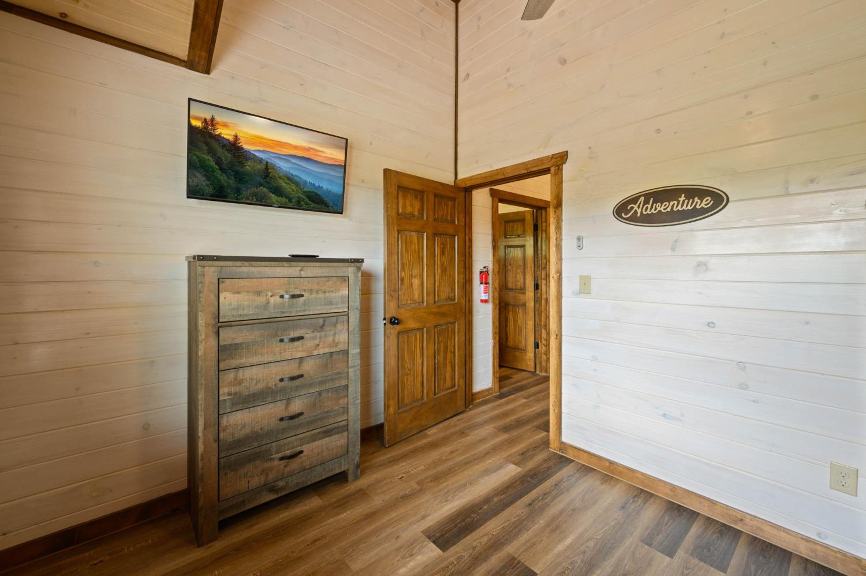 Three-Bedroom House - Photo 17