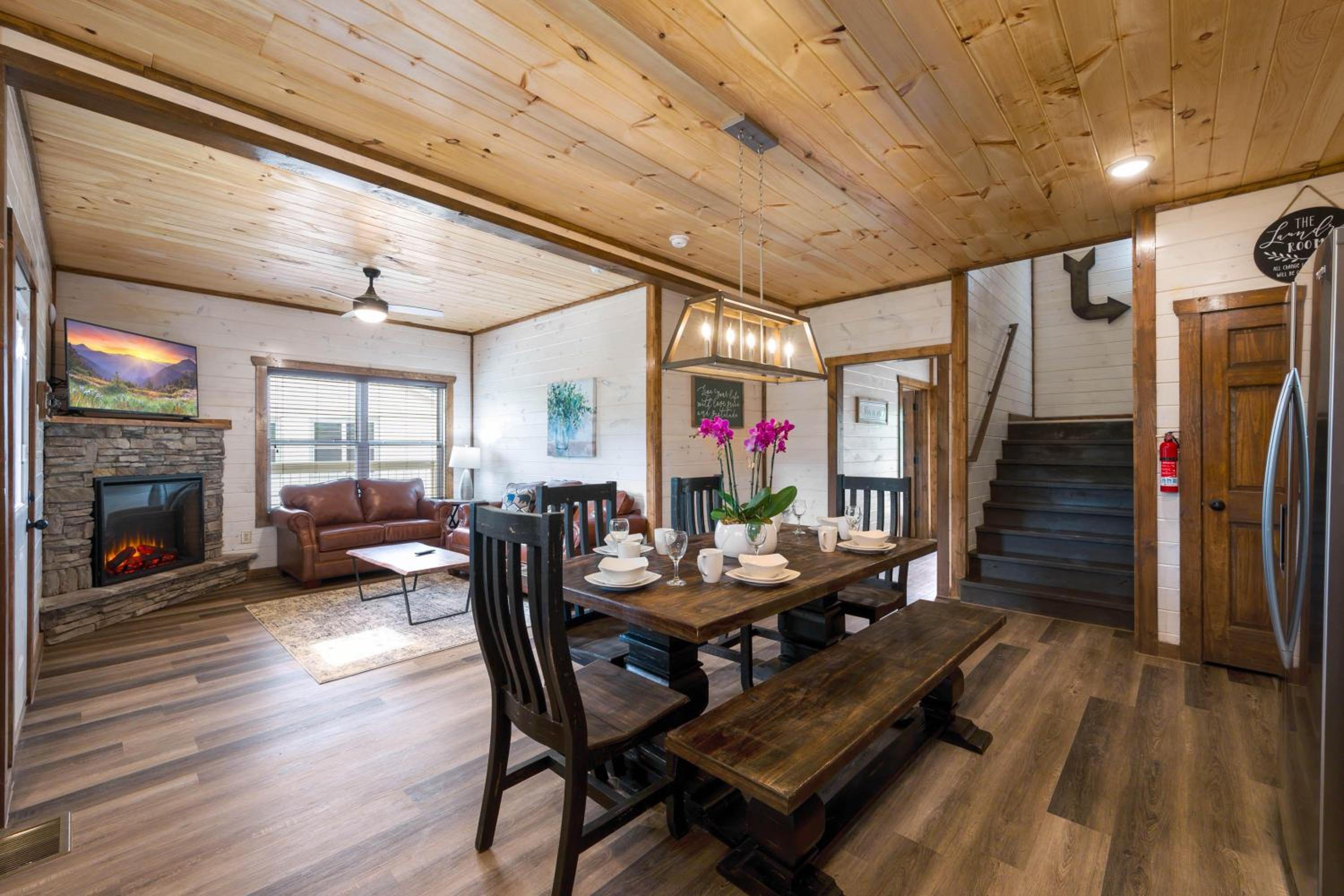 Three-Bedroom House - Photo 12