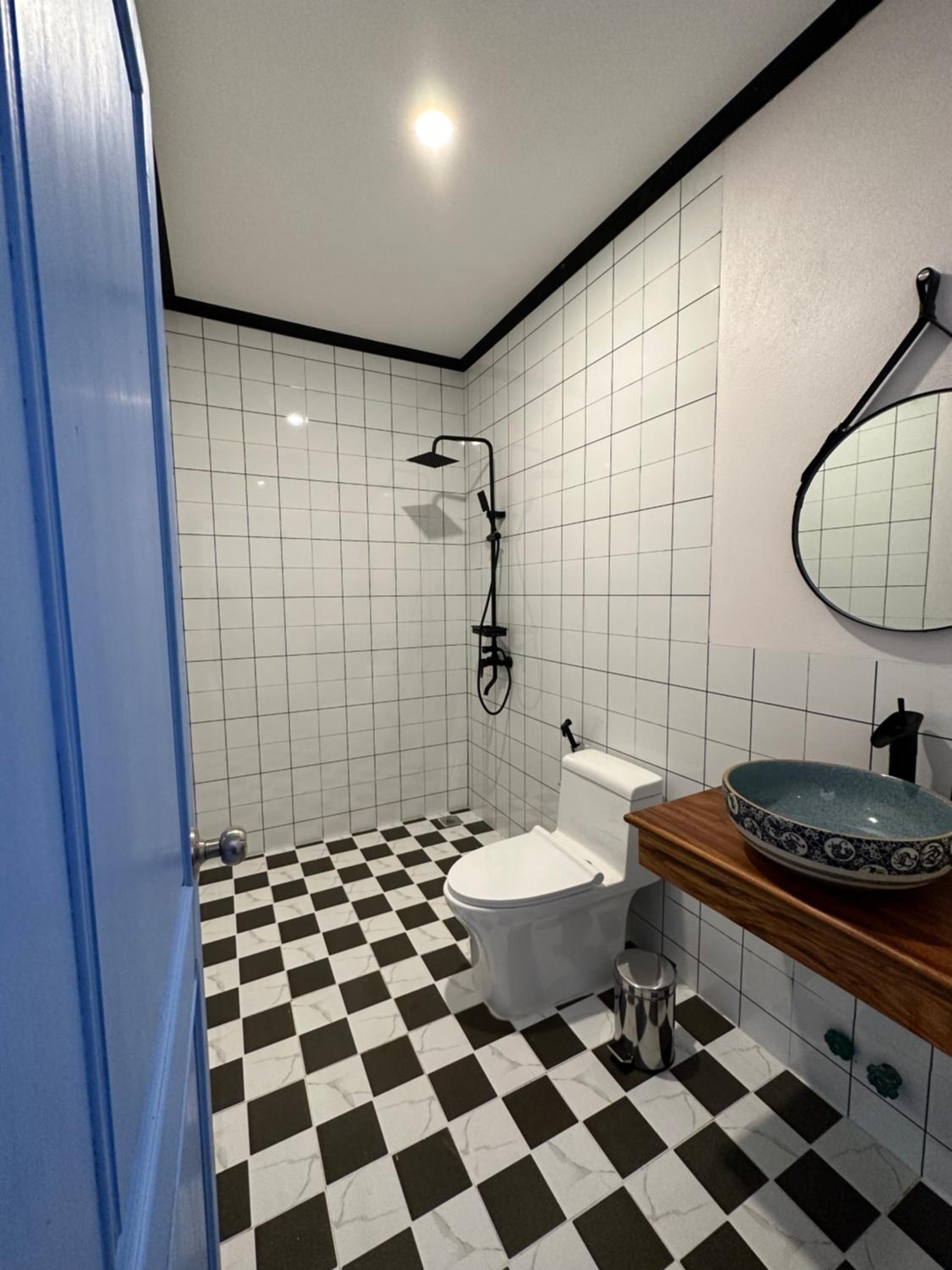 Deluxe Twin Room - Photo 9