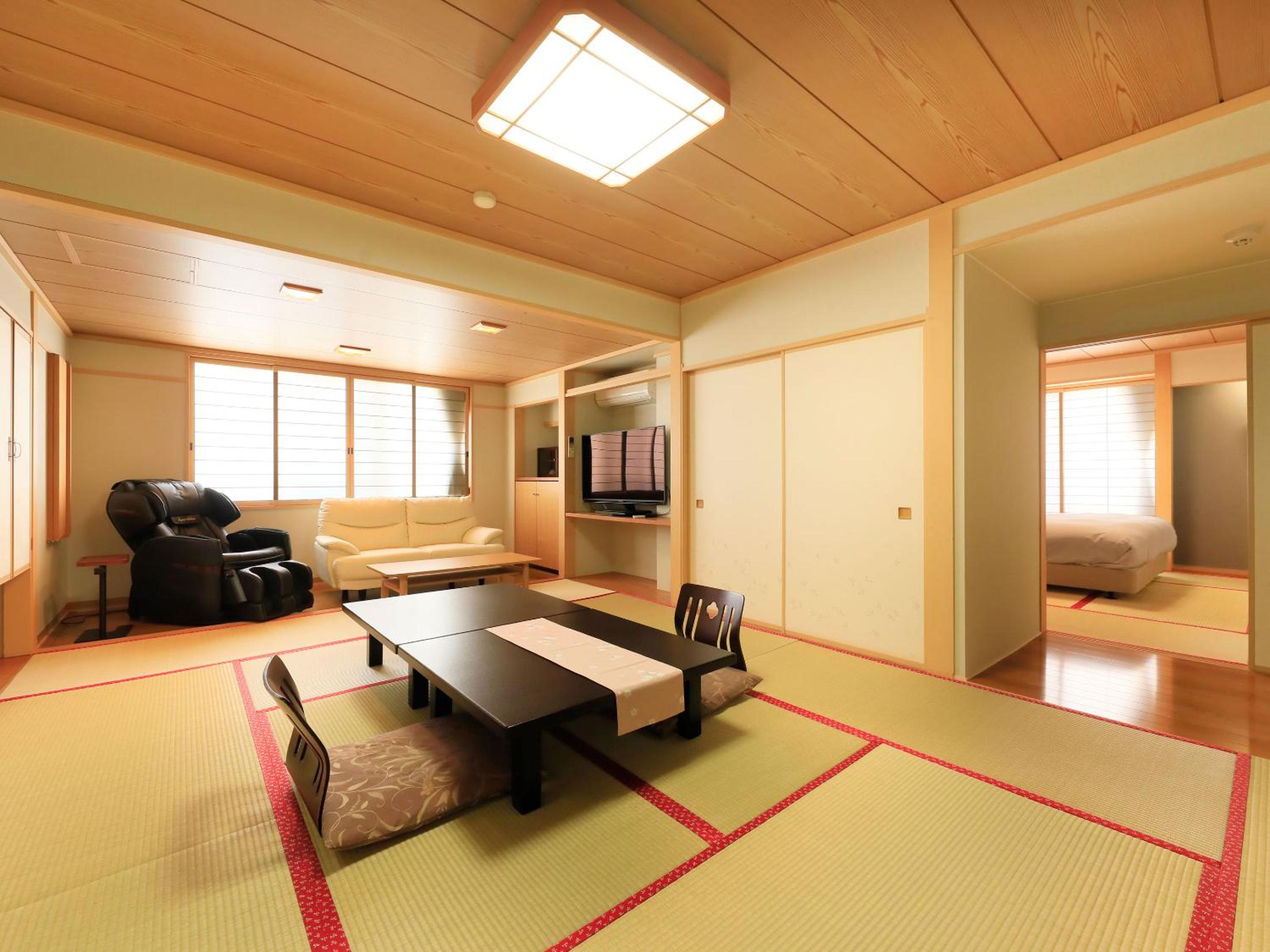 Suite with Spa Bath - Photo 1