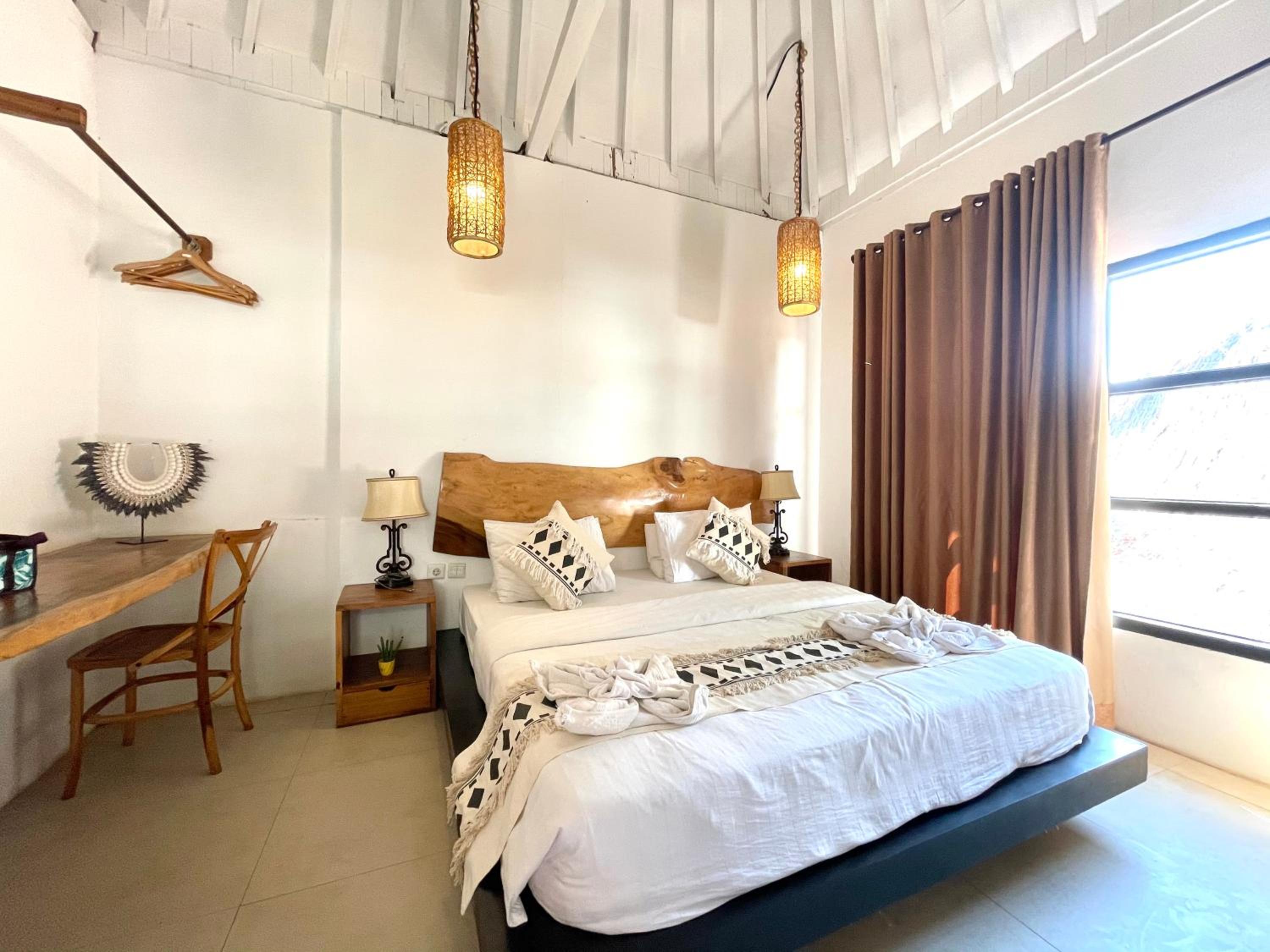 Deluxe Superior Room
