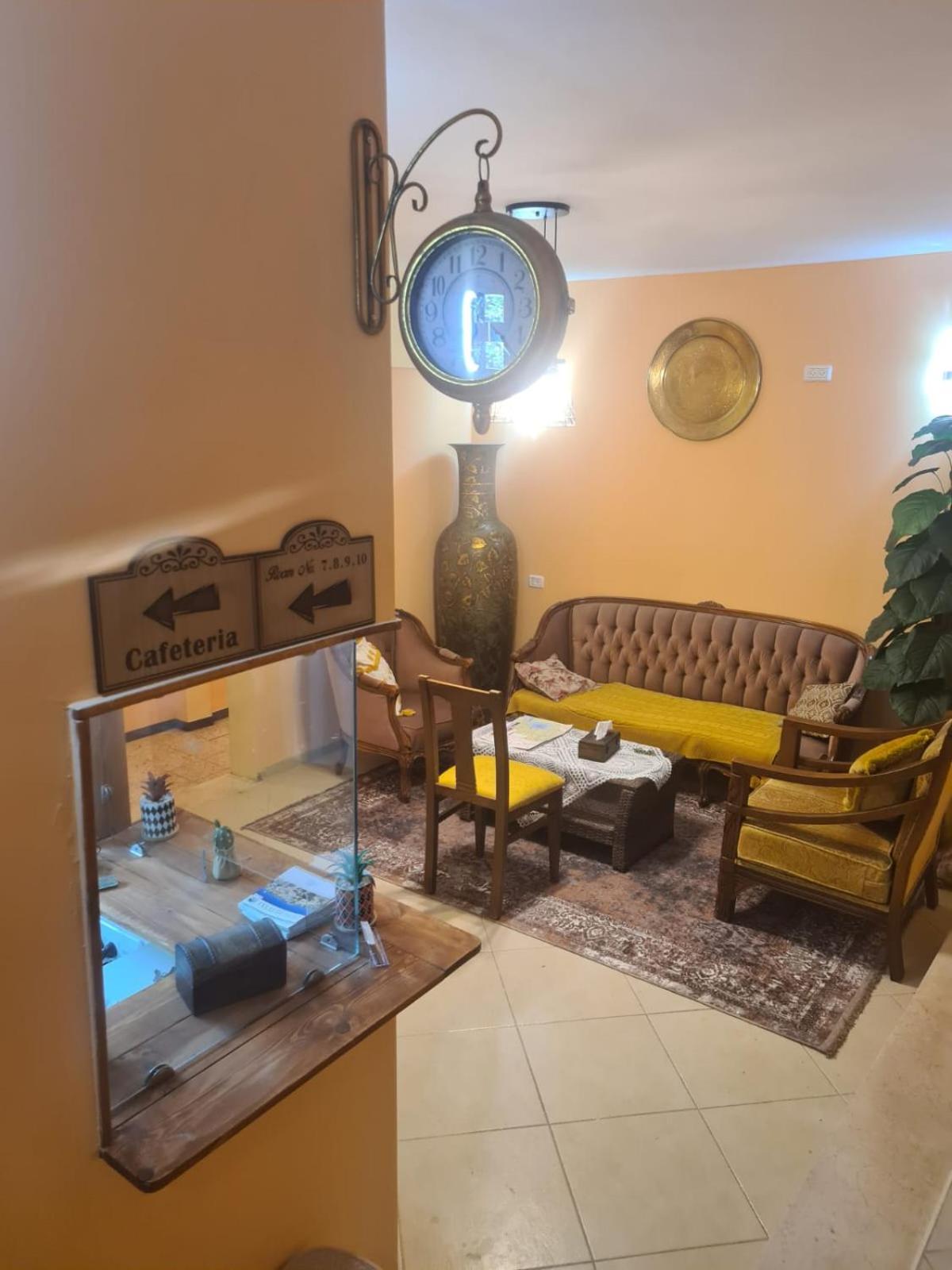 Deluxe Room - Photo 1