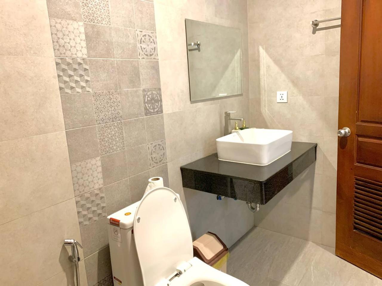 Twin Room - Photo 15